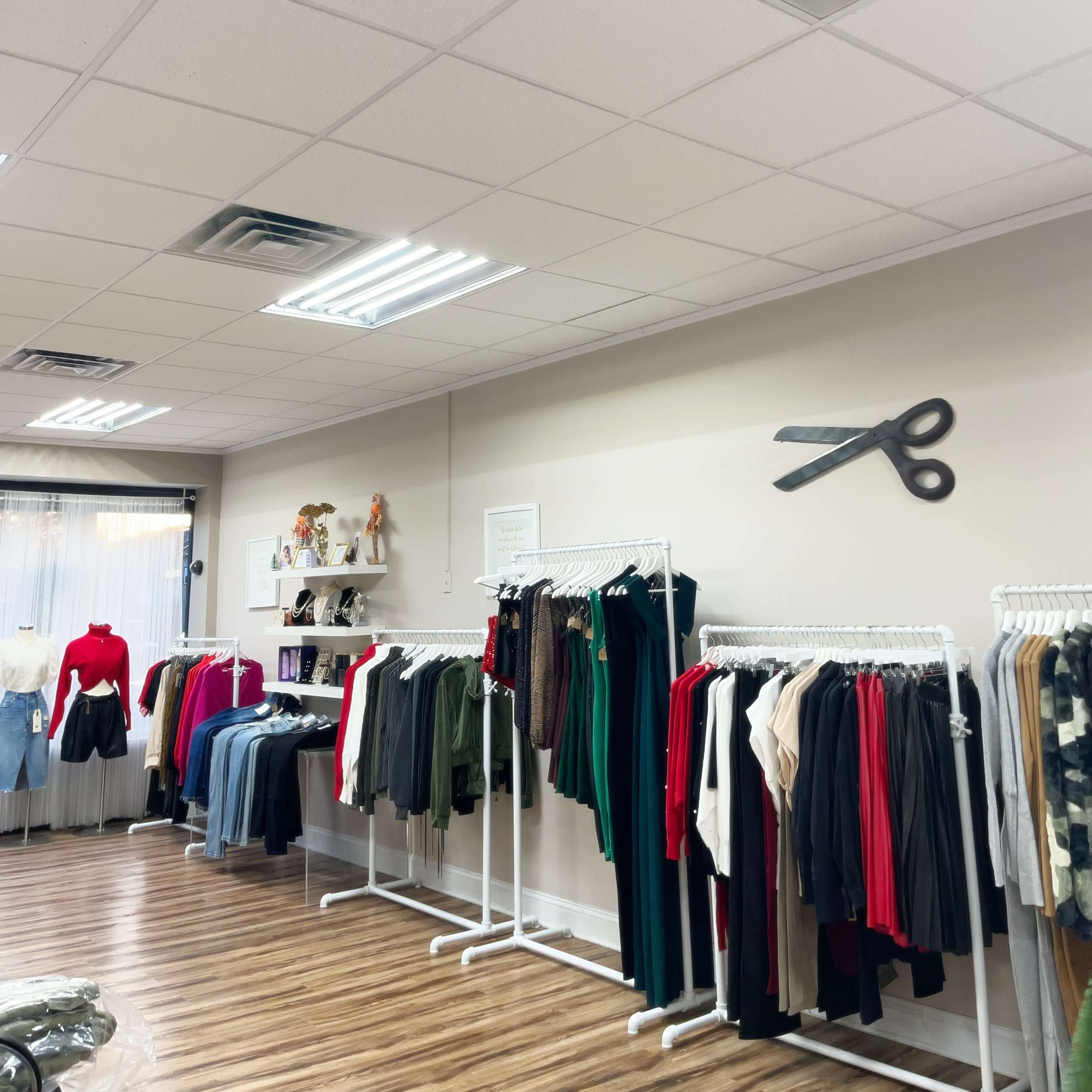 Hair salon / boutique /good safe neighborhood Image in Clifton, Clifton, NJ