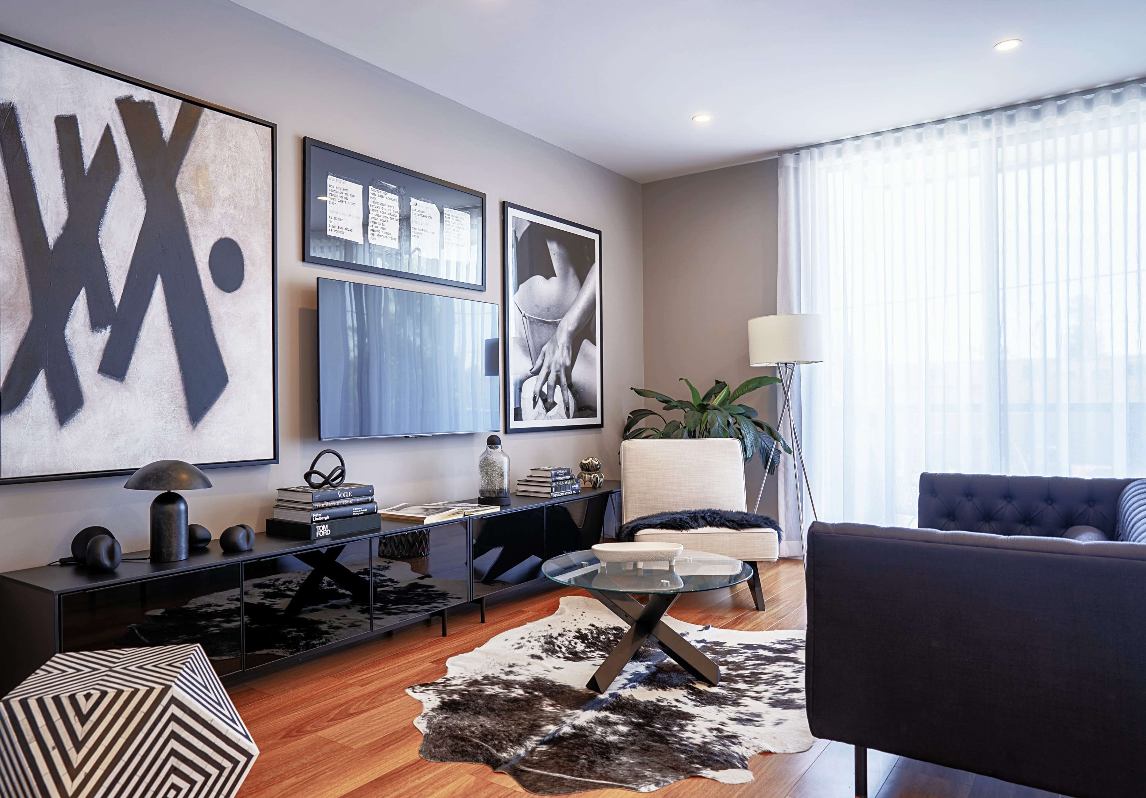 Moody Meets Light: An Artistic Luxe Apartment Image in Plympton, Plympton, SA