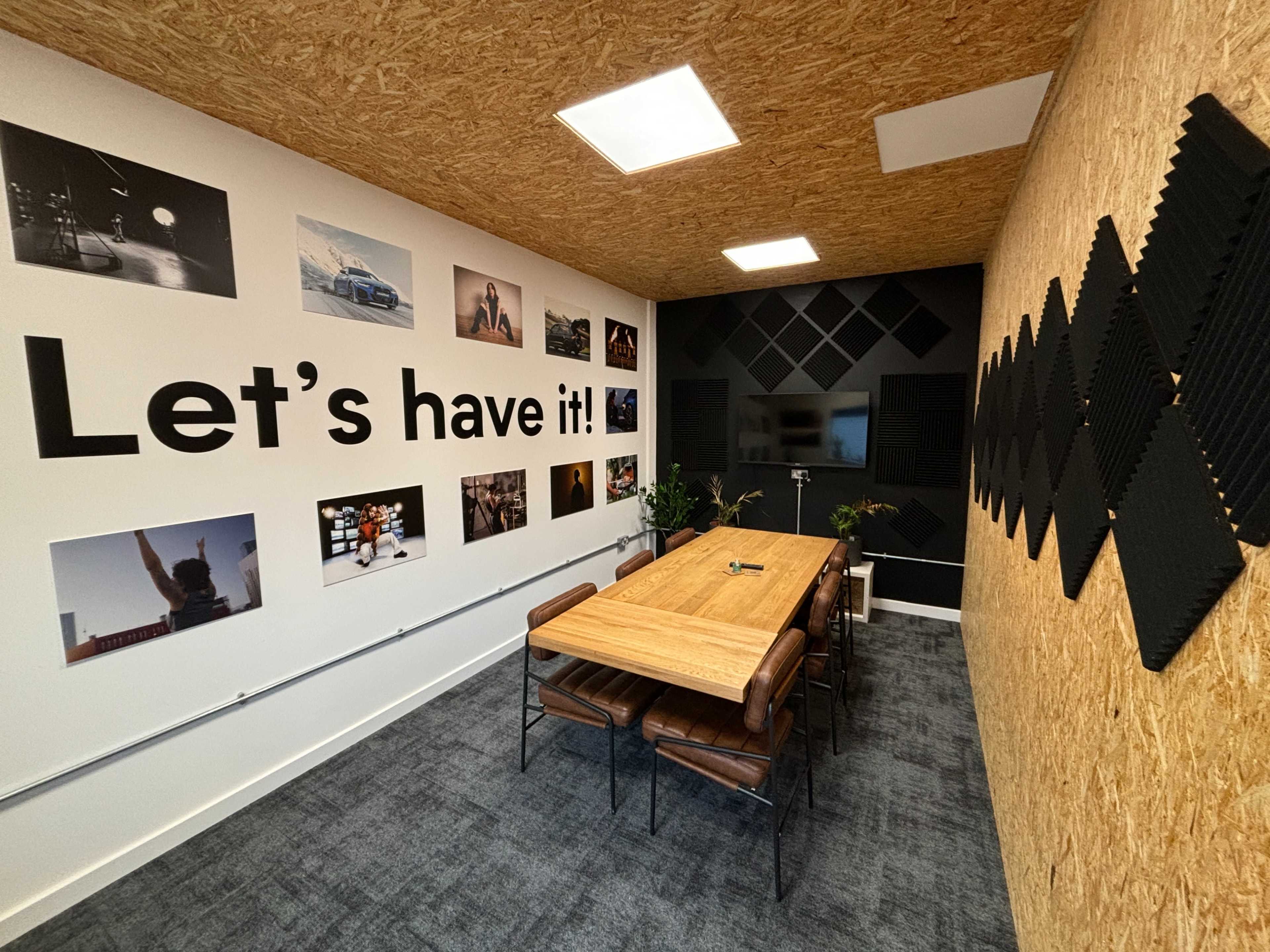 Relaxed meeting room (for 6) Image in Cheadle Hulme, Cheadle Hulme, ENG