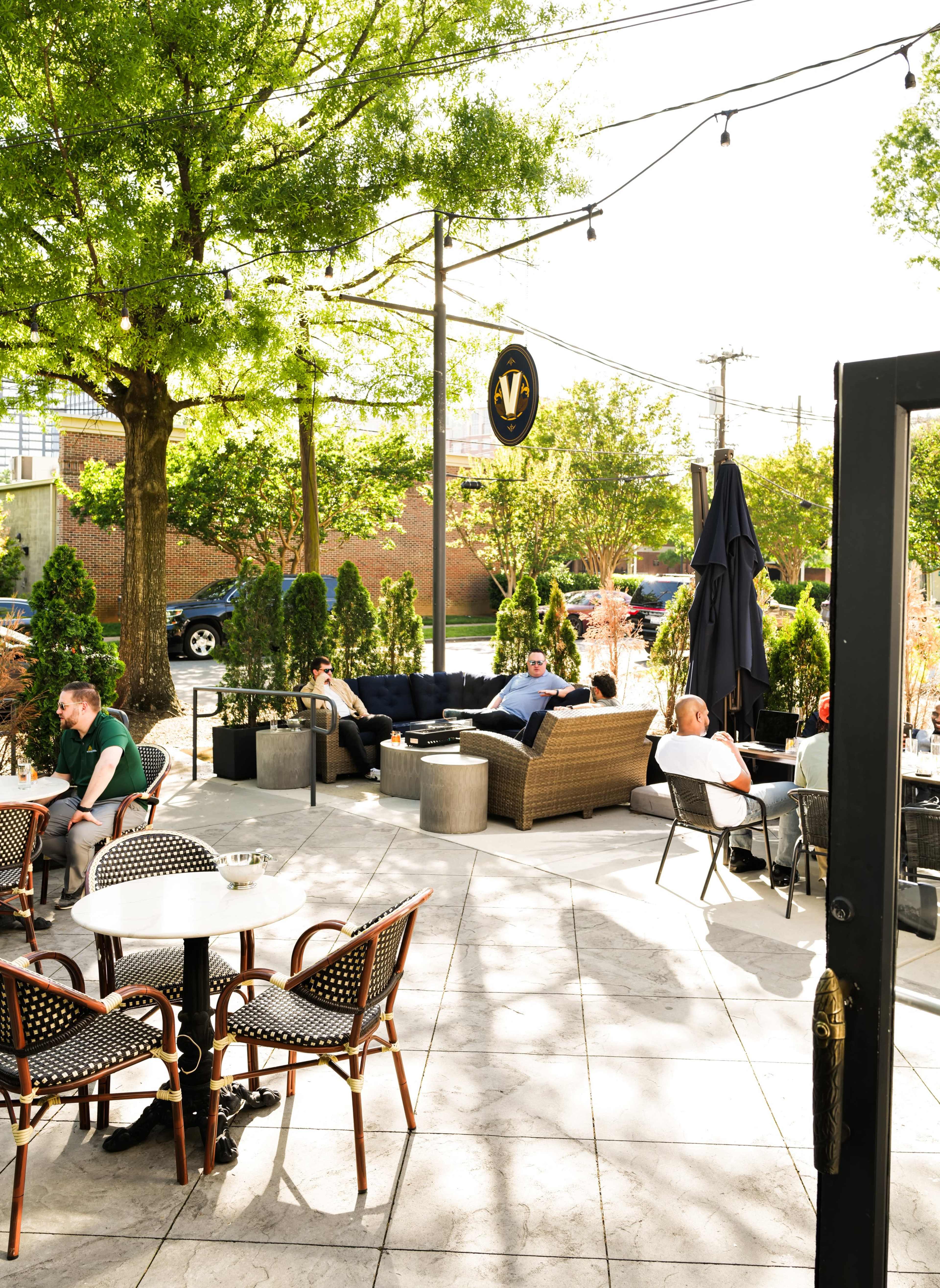 Cigar Lounge Image in Dilworth, Charlotte, NC