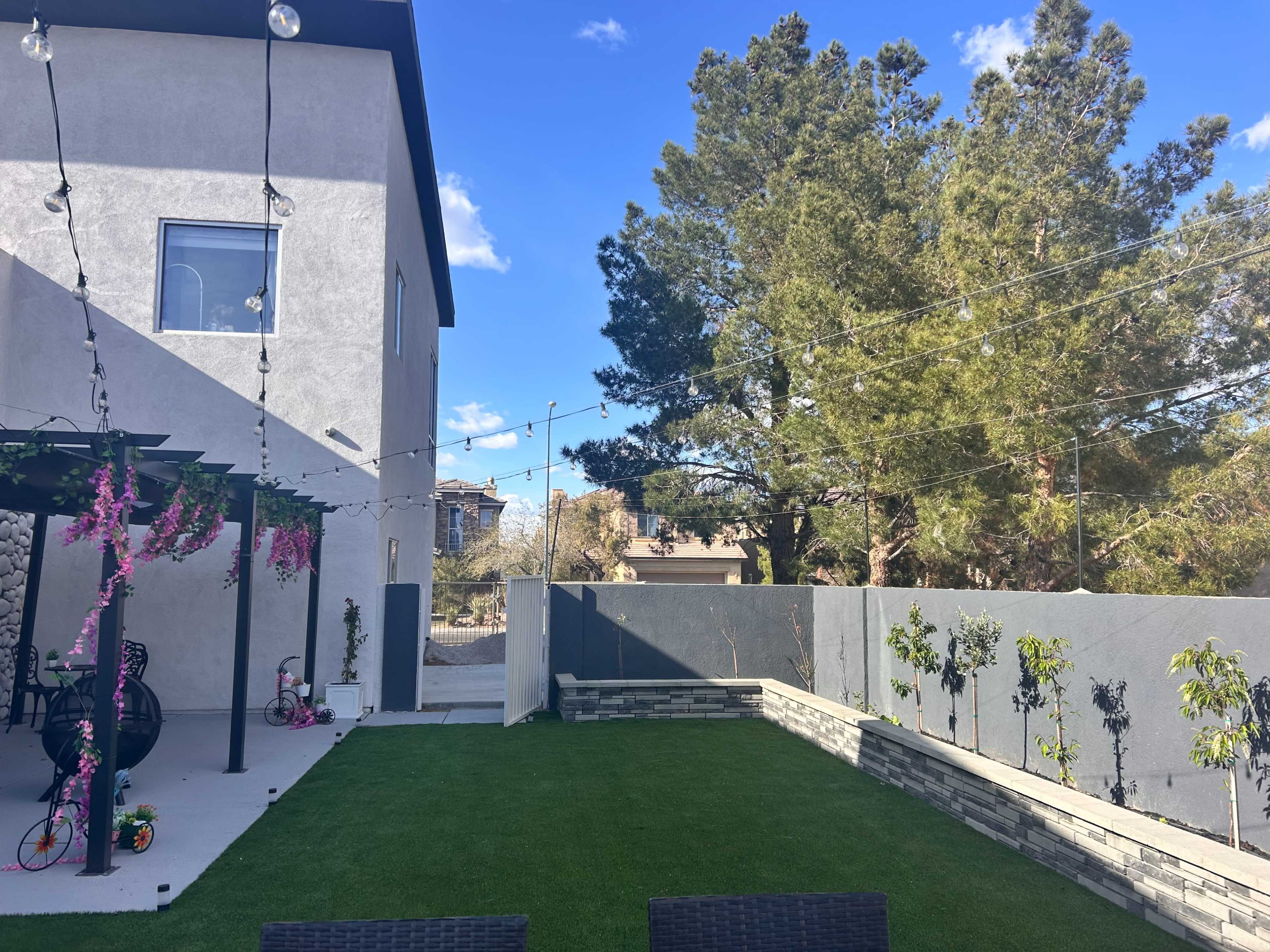 large newly rennovated 6250 square foot home with big back and side yard space Image in Enterprise, las vegas, NV