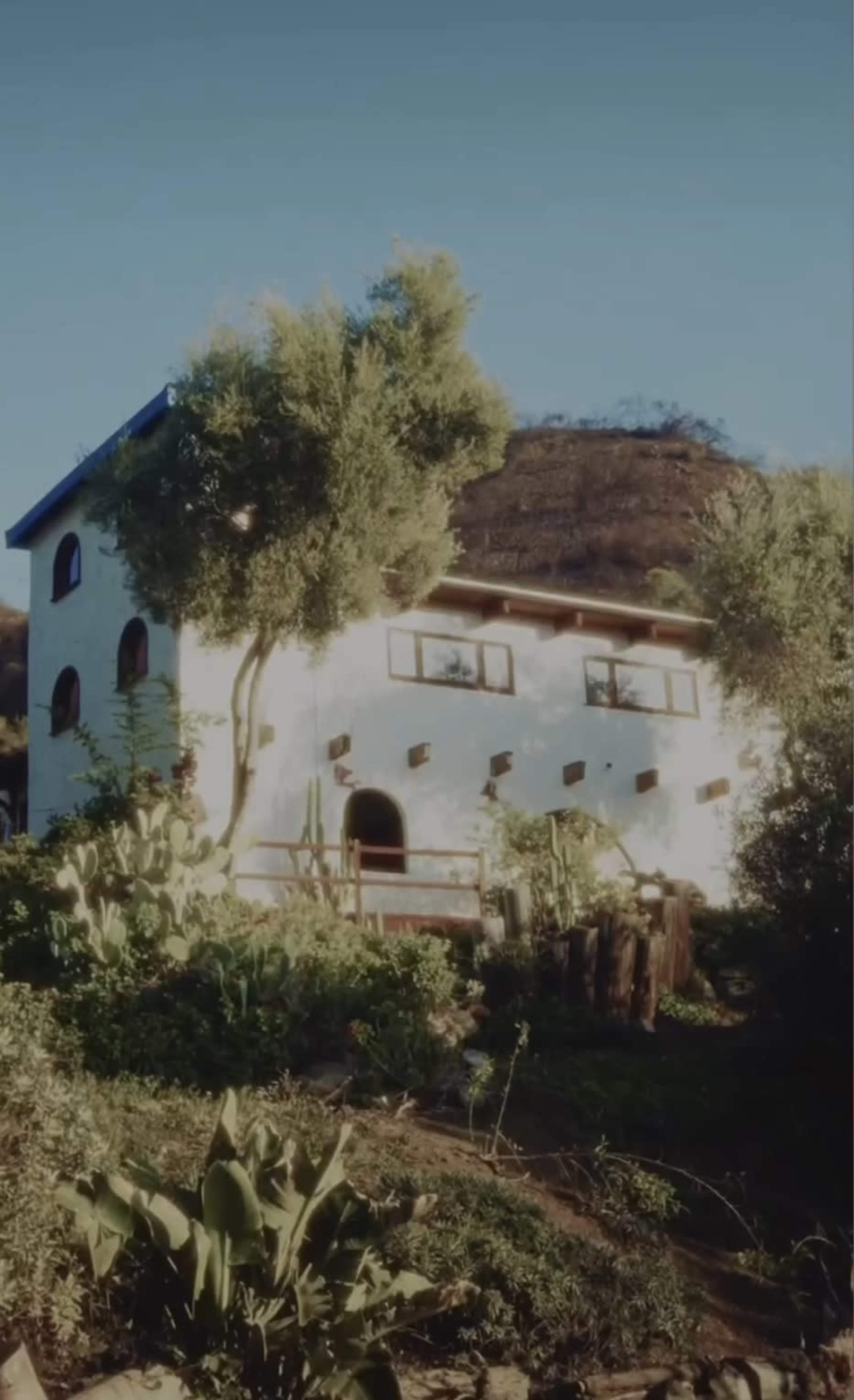 30-Acre Private Ranch in Malibu. Versatile natural location with walk-in custom ROCK POOL + access to large PRODUCTION HOUSE w/ MAKE-UP room, bathroom, kitchenette + lounge. Daylight Studio w/ Cyc Wall/Downstairs Interior of Main Ranch House ADDITIONAL Image in , Malibu, CA