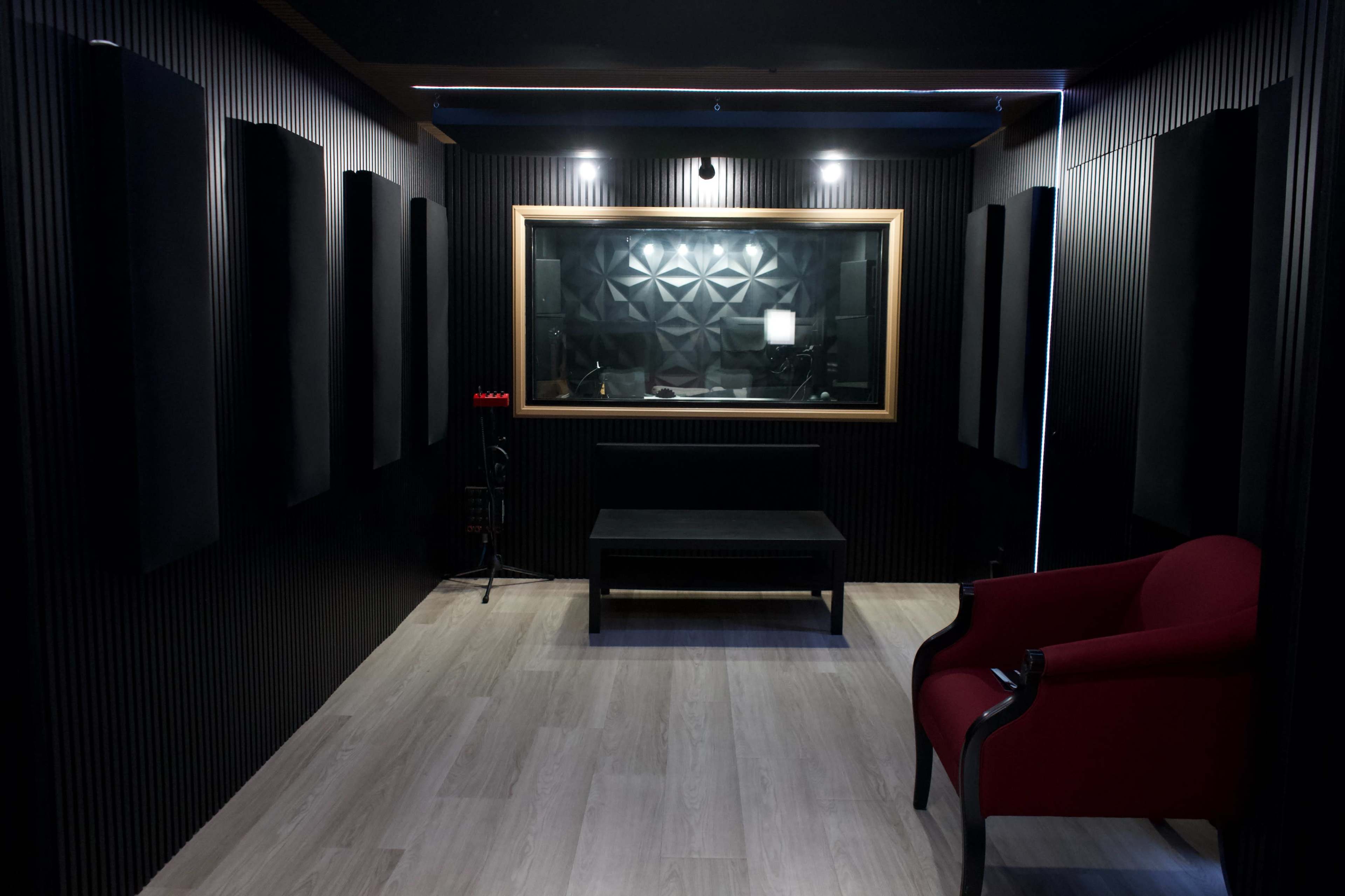 Music Recording Studio Image in Pomona, Pomona, CA
