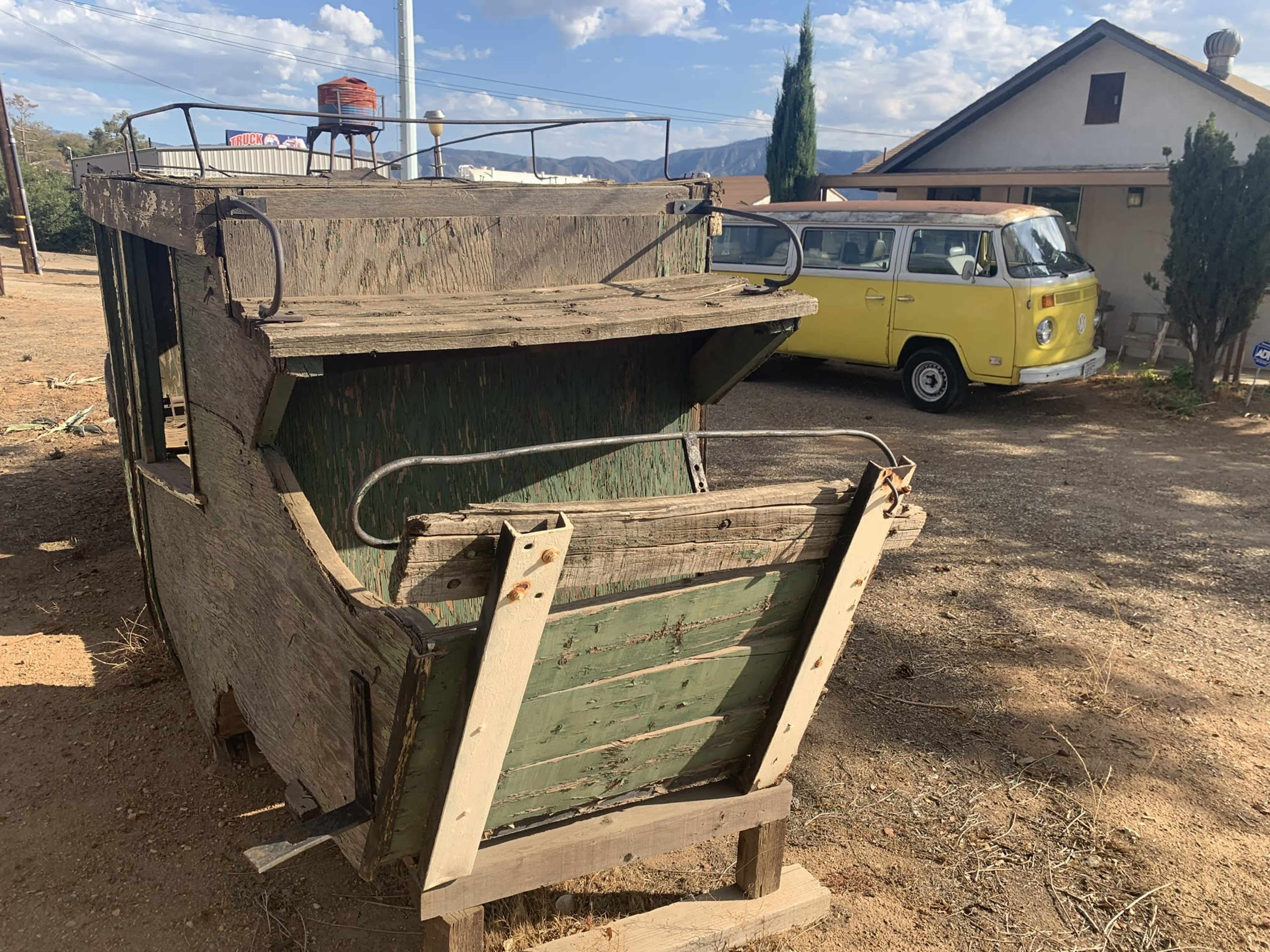 Rustic industrial desert home for filming, storage/base, or base of operations Image in Acton, Acton, CA