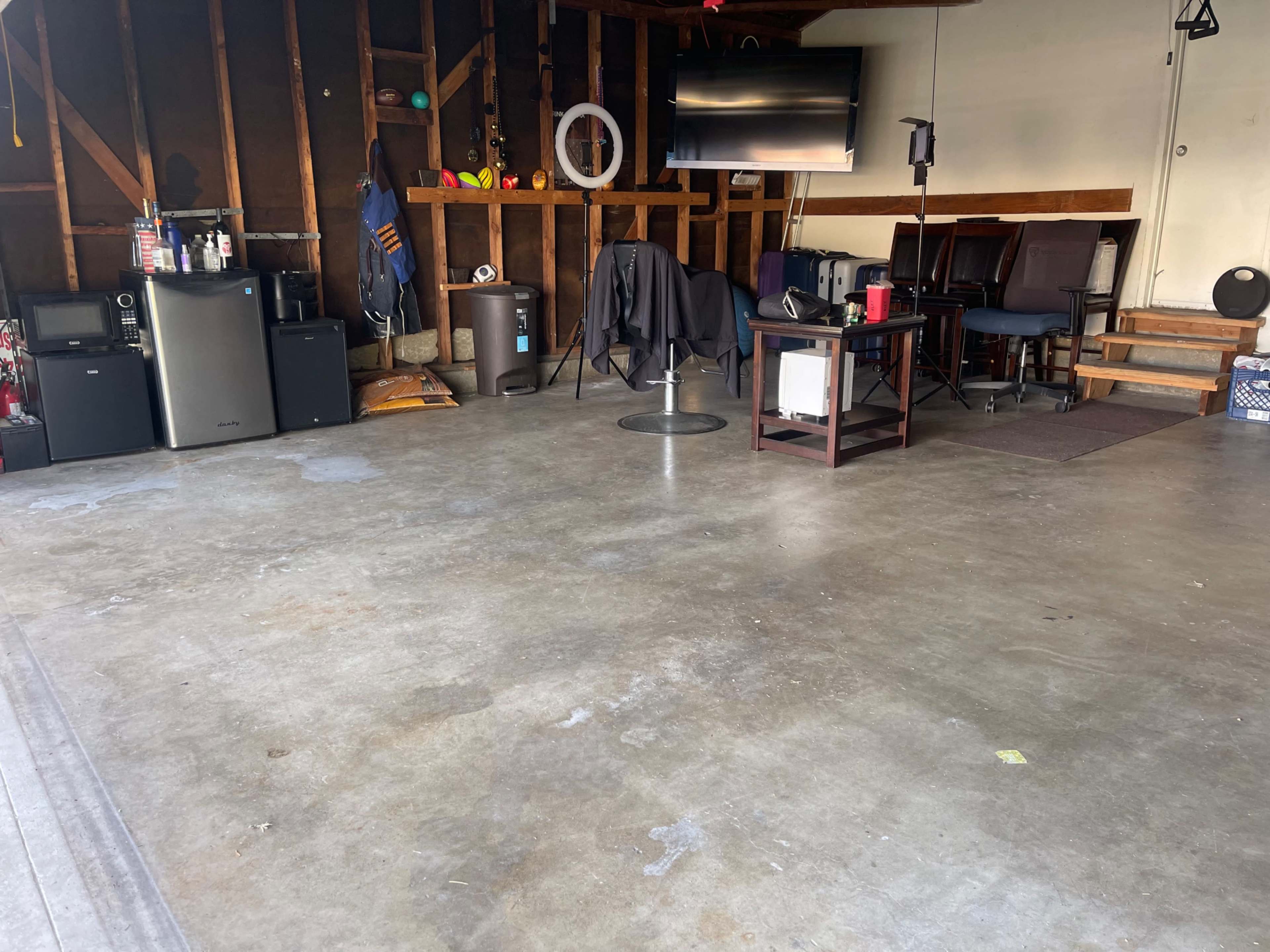 A Simple Space to Use Image in Norwalk, Norwalk, CA