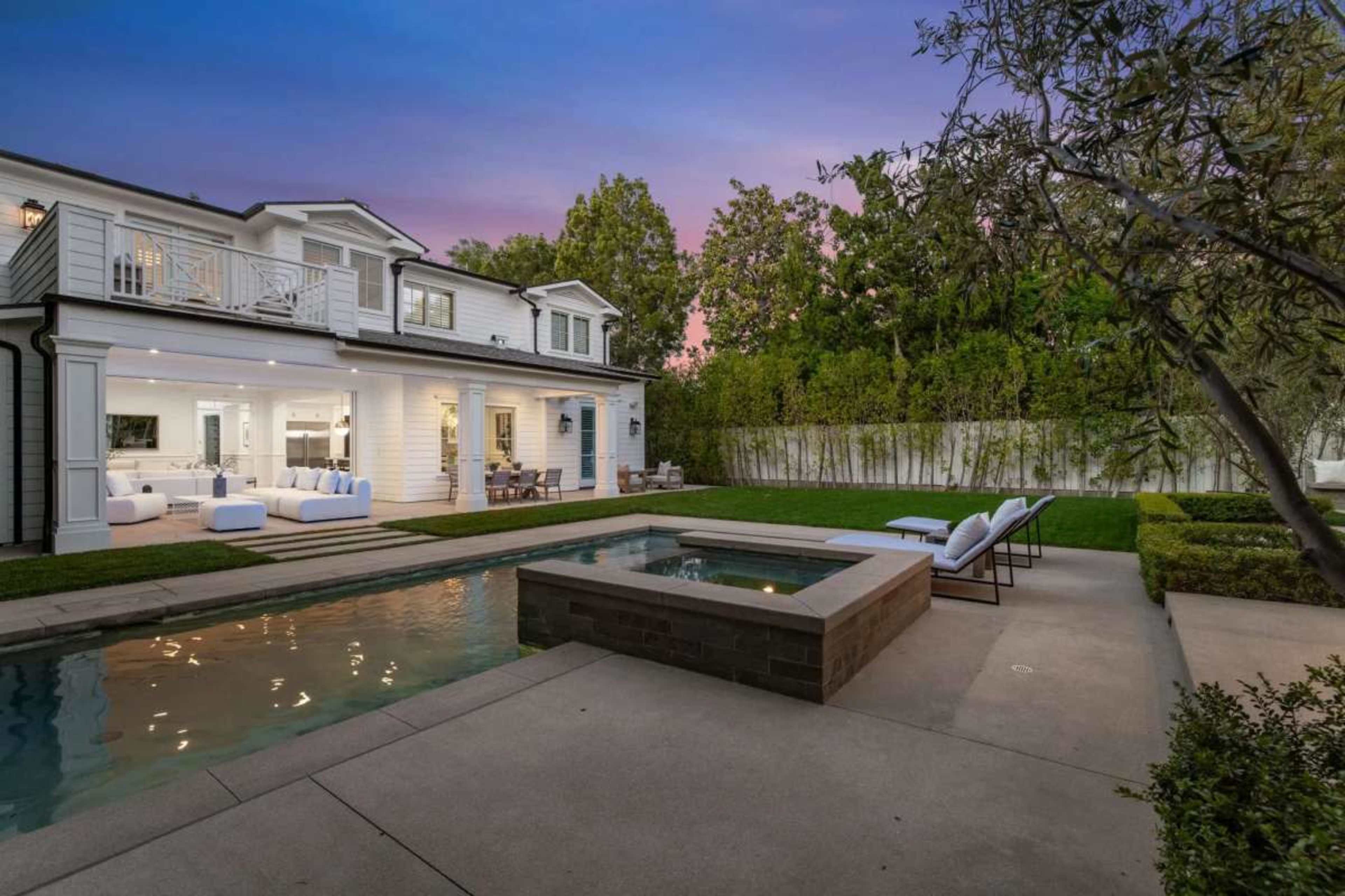 Bright and spacious, East Coast Inspired Home Image in Encino, Encino, CA