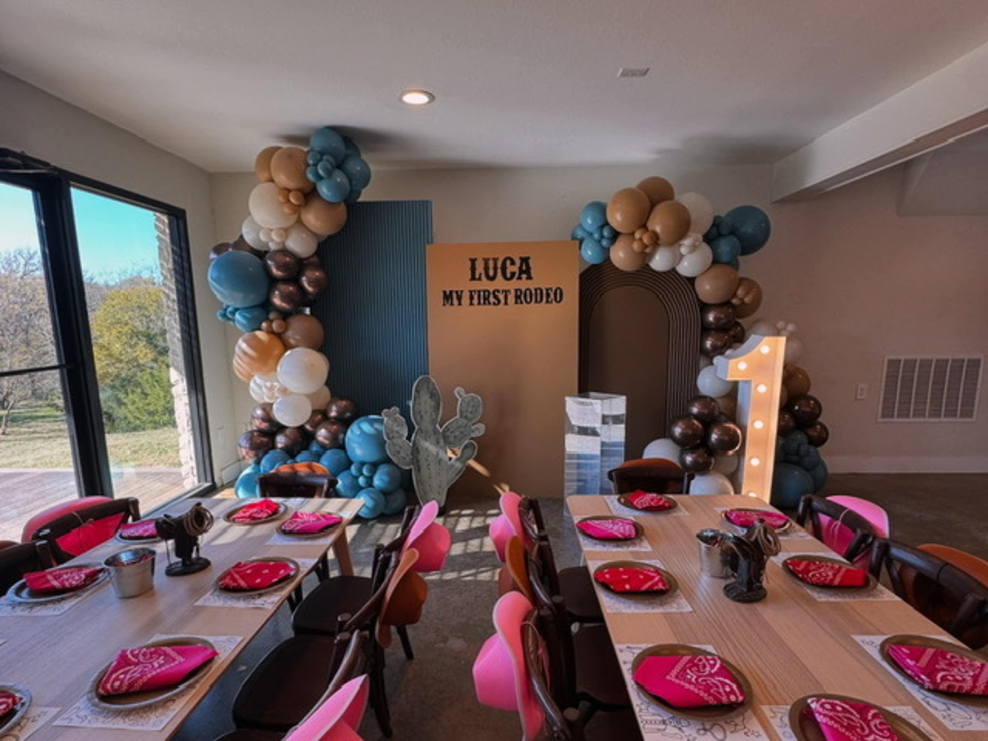 3 Backdrops with 15ft Balloons decor