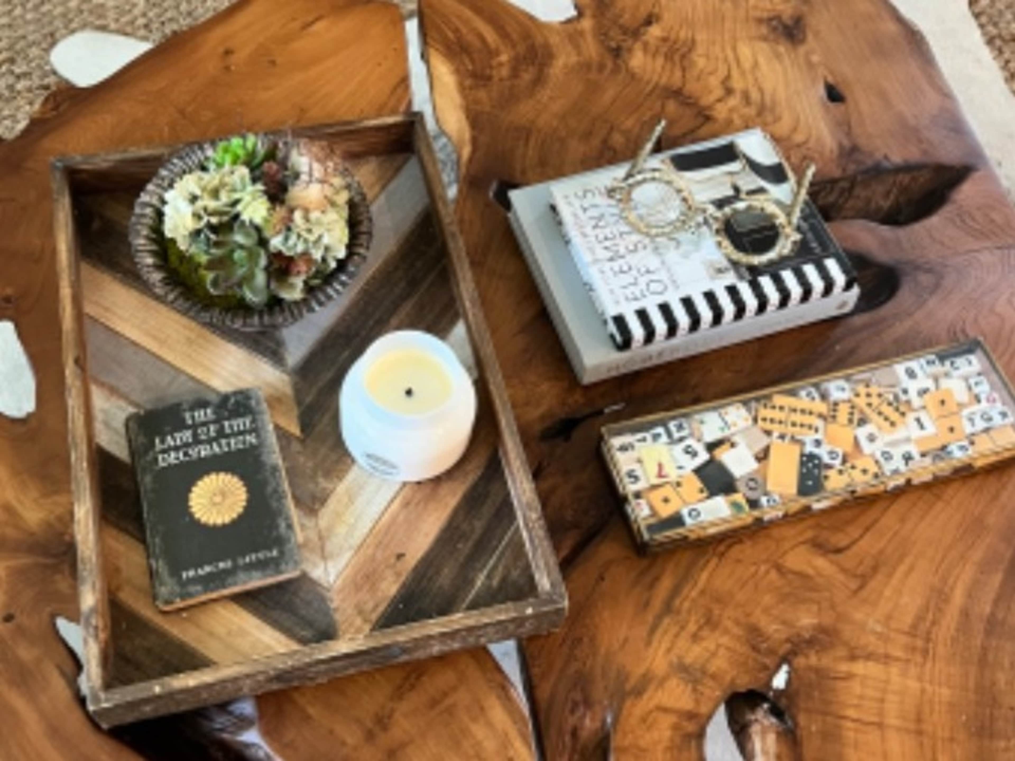 Interior design accessories 