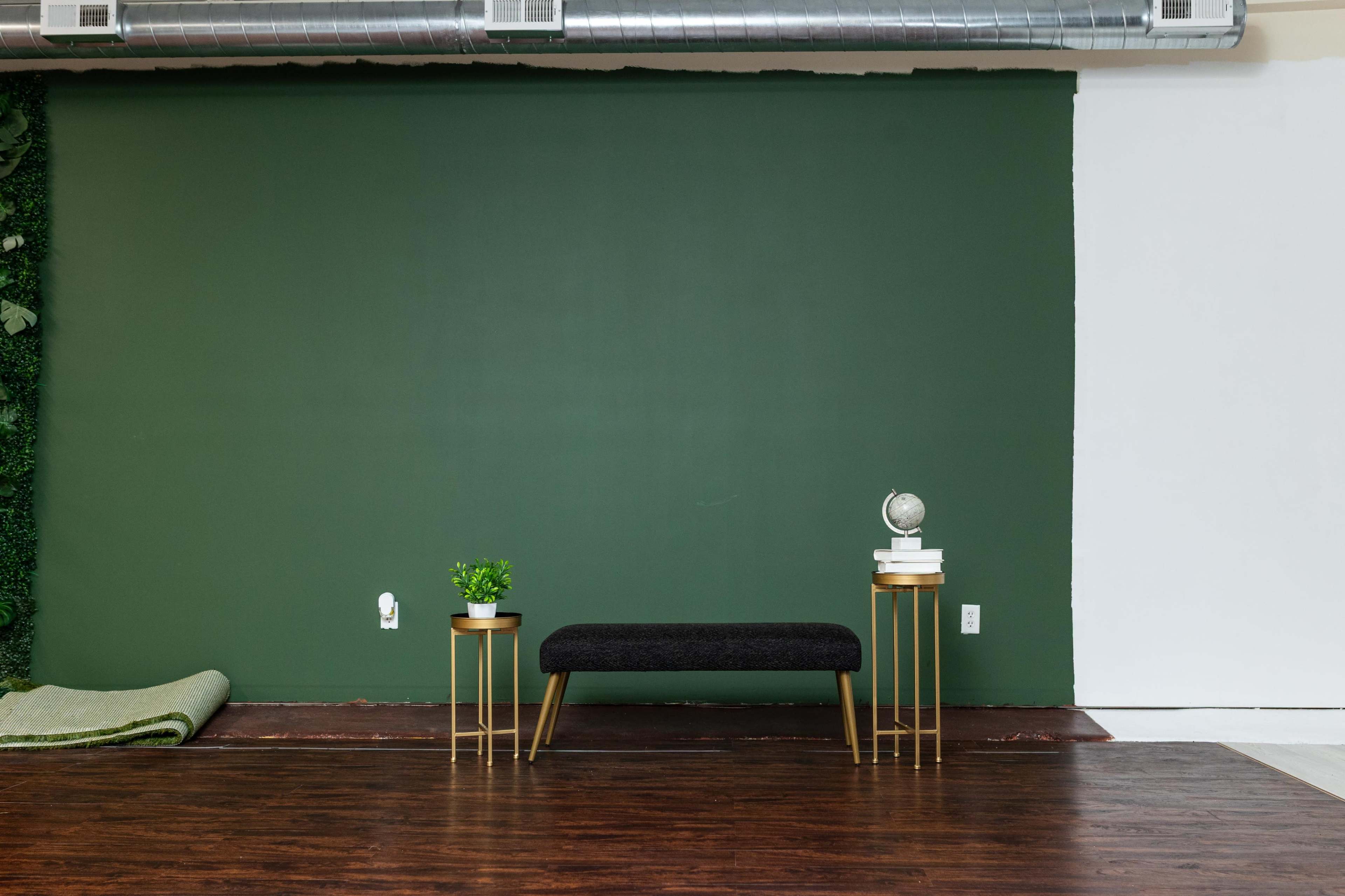 Artistic Urban Photo Studio with multiple backdrops Image in St John Township, Dyer, IN