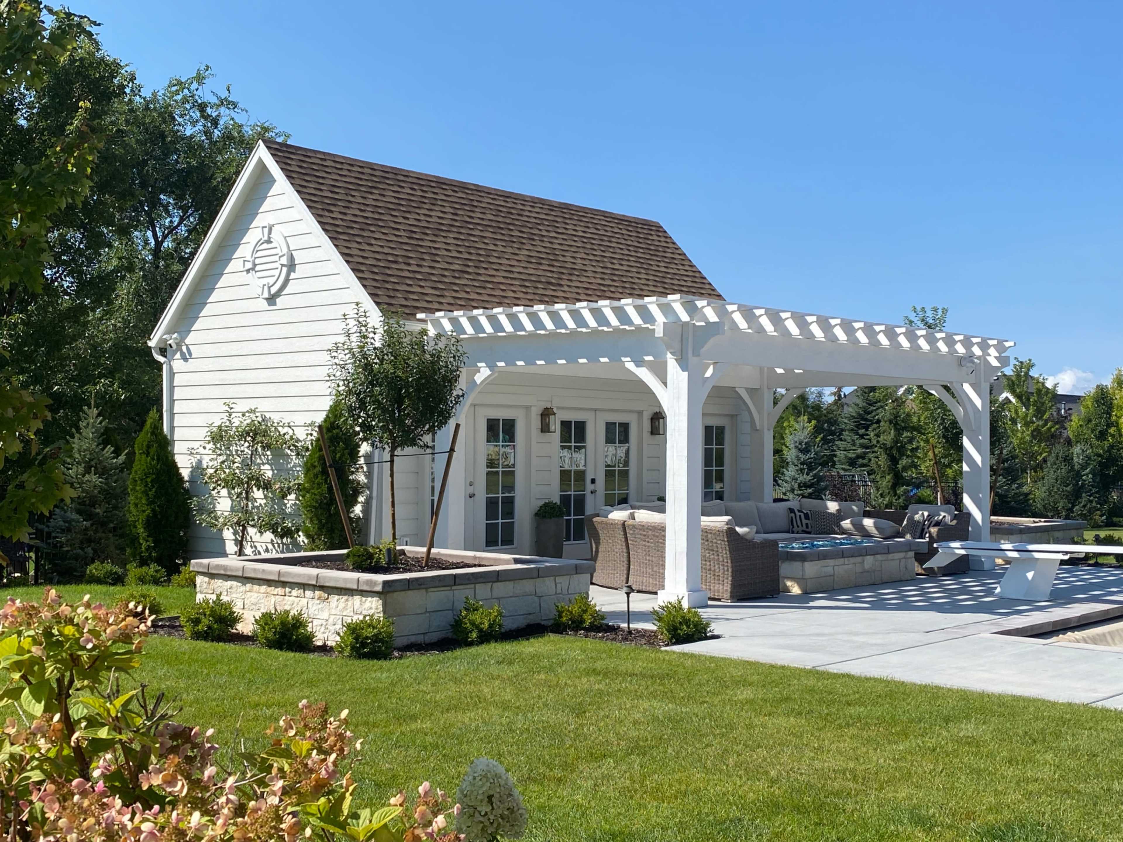 Stunning Alpine Yard and Pool Image in Alpine, Alpine, UT