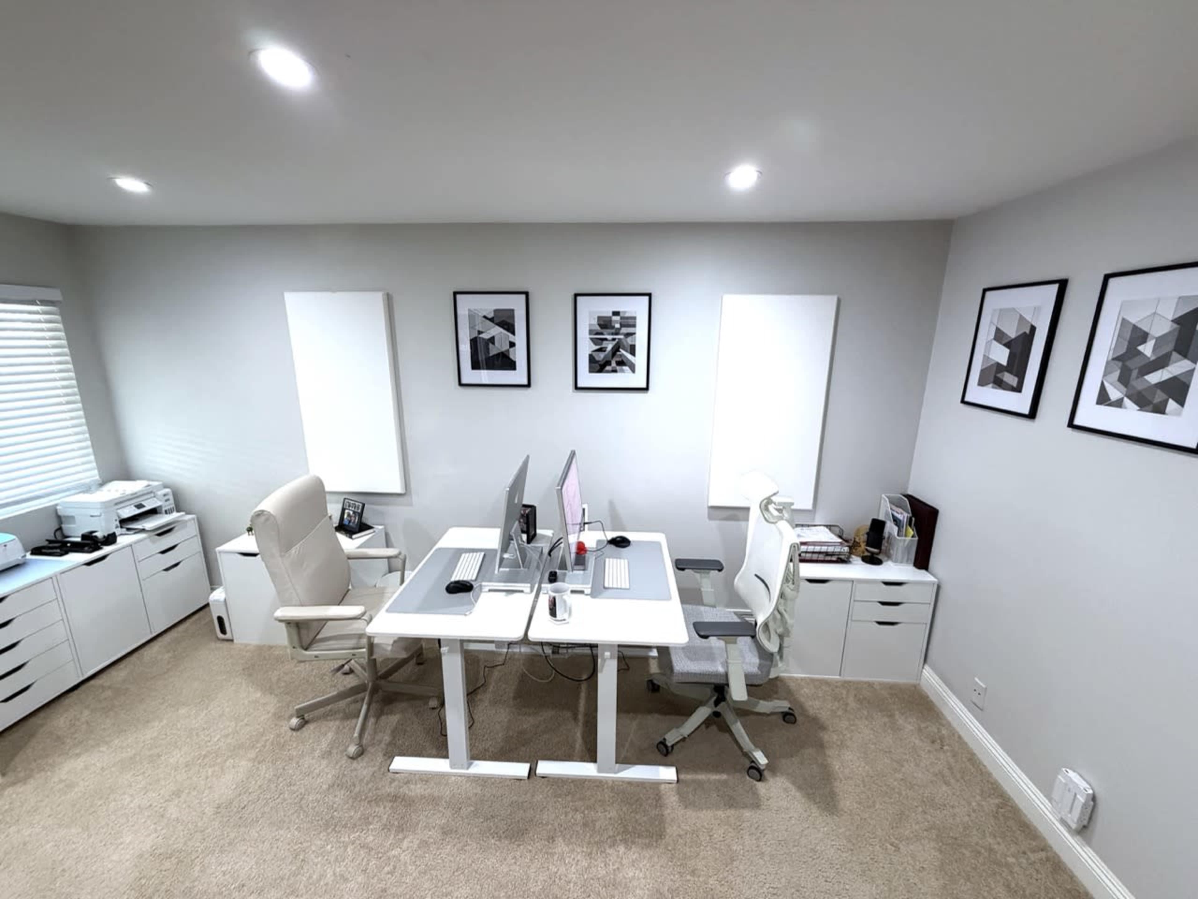 Ultimate Suburban Family Home: High Ceilings, Chef's Kitchen Image in Simi Valley, Simi Valley, CA