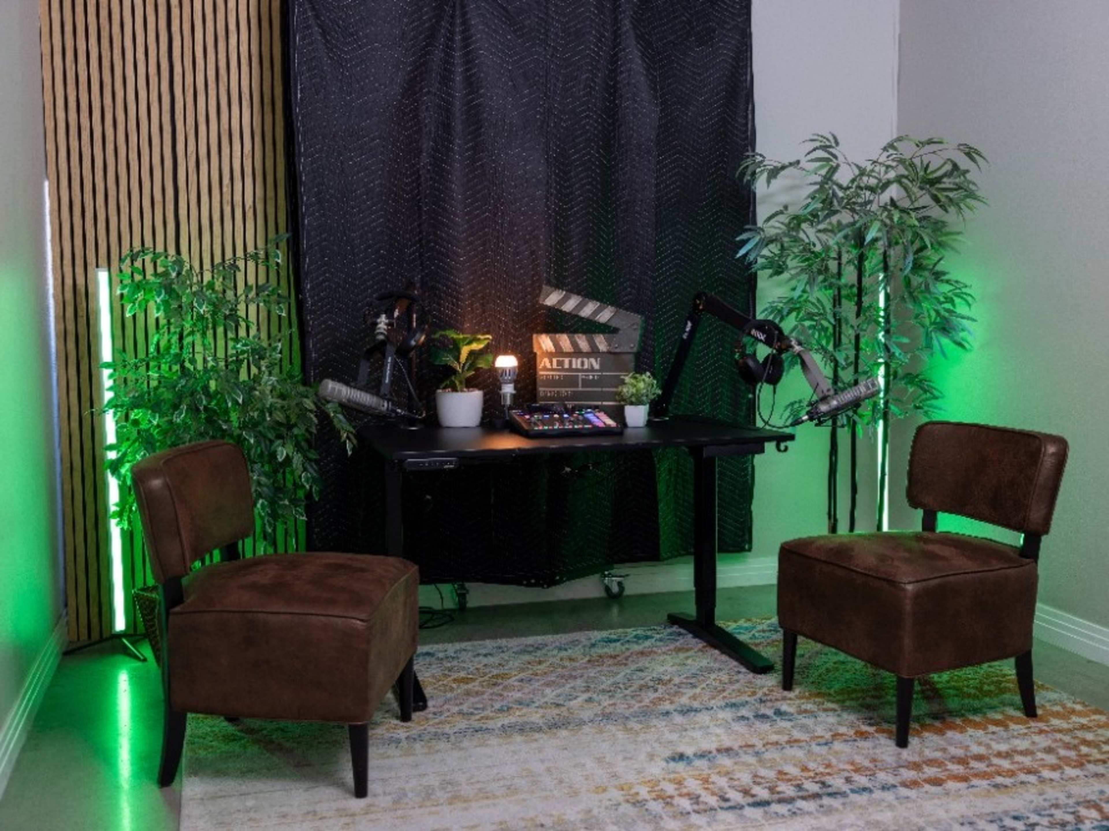 Podcast Room (Gear Included)