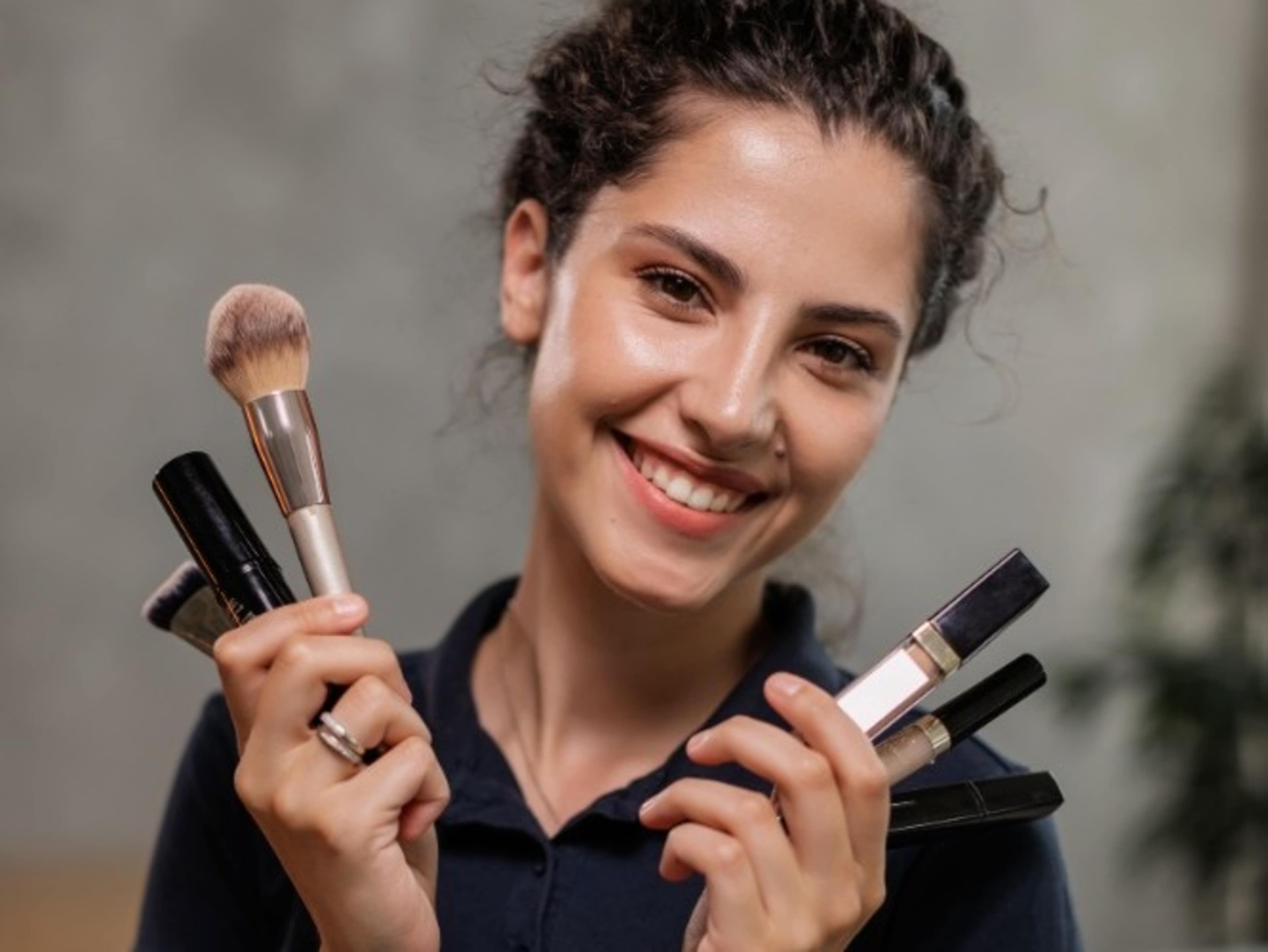 Hair & Make Up