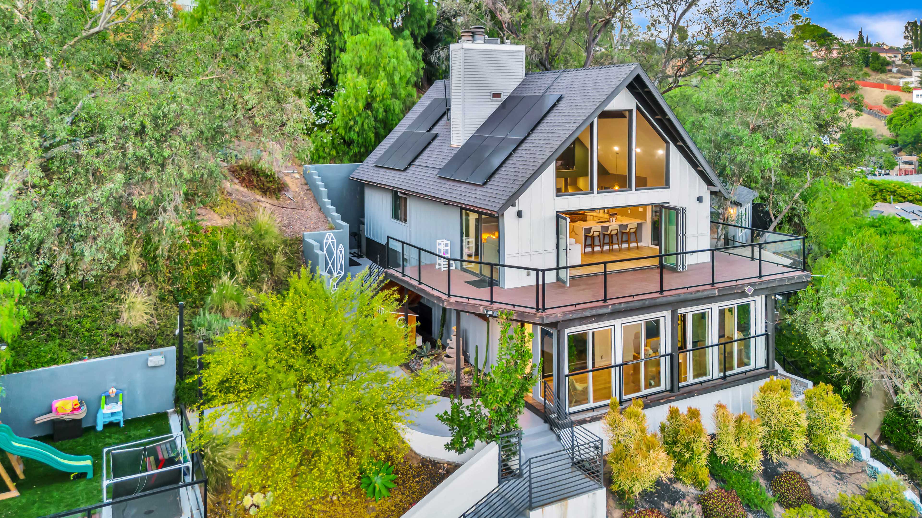 Luxury Hillside Manor w/ Sprawling Highland Views Image in Northeast Los Angeles, Los Angeles, CA