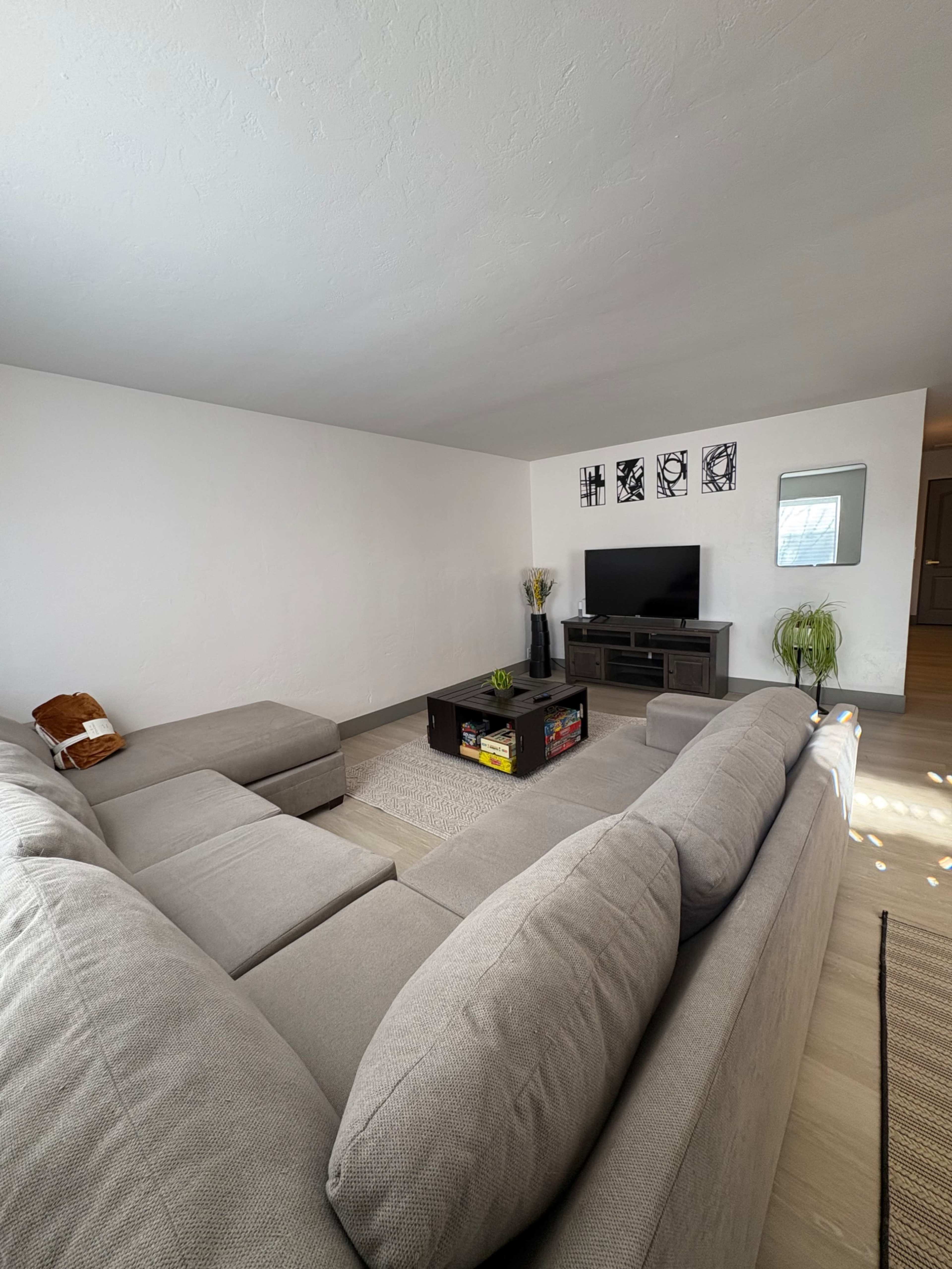 Fully Remodeled 3-Bedroom Home with Spacious Backyard – Perfect for Events Image in Vacaville, Vacaville, CA