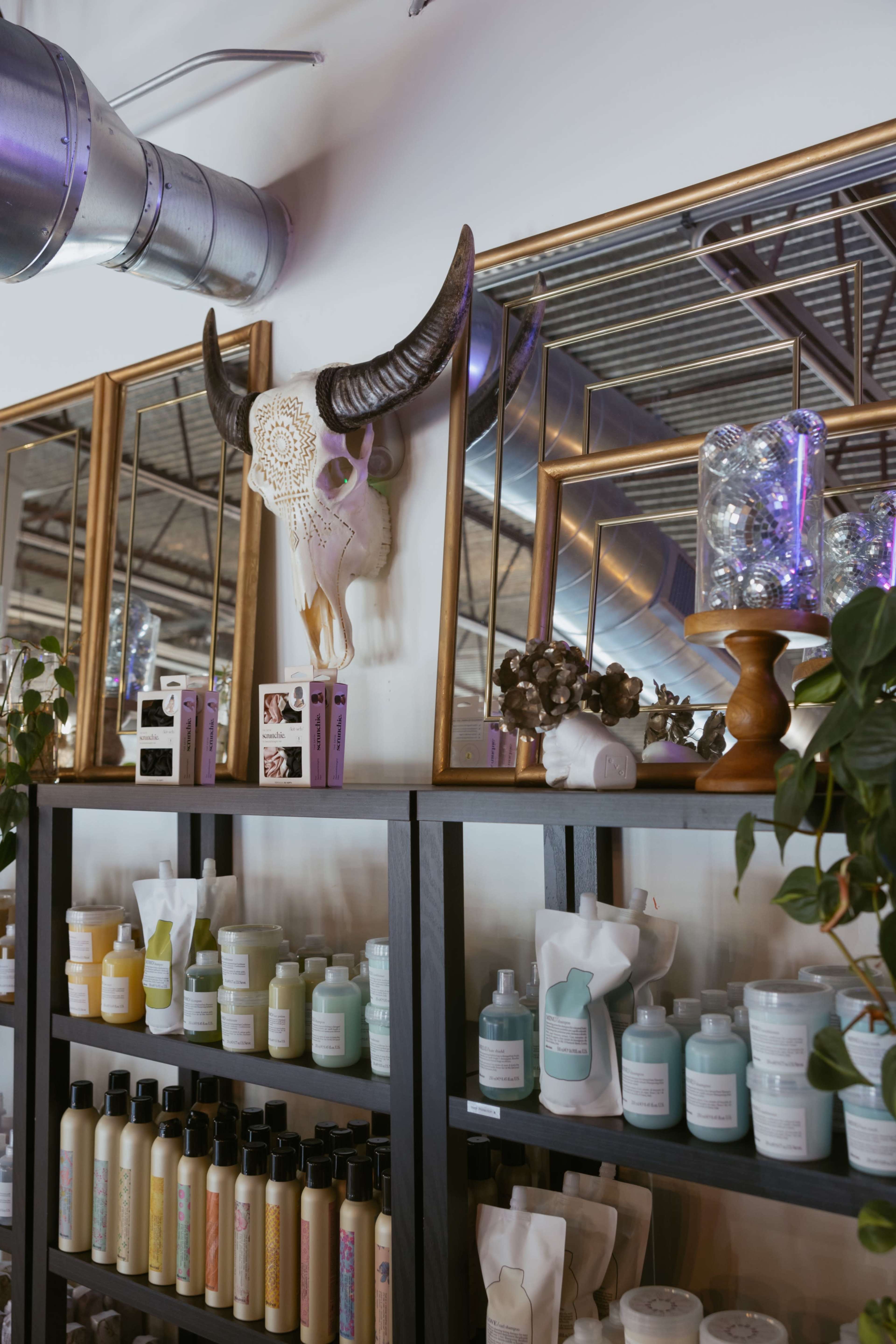 South central Austin close to South Lamar, South Congress, and 1st St! Within 10 minutes of downtown. Image in Westgate, austin, TX