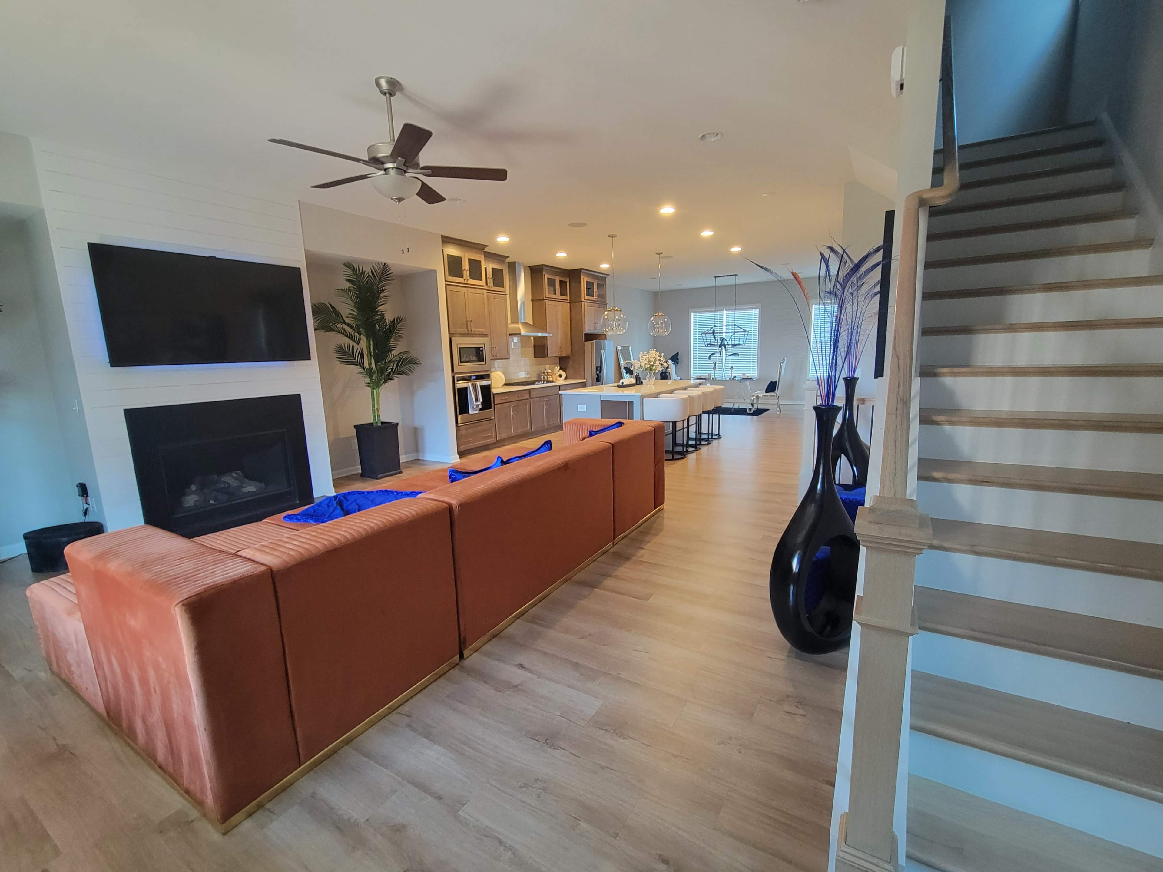 Stunning townhouse located in the heart of Halcyon in Alpharetta Image in , Alpharetta, GA