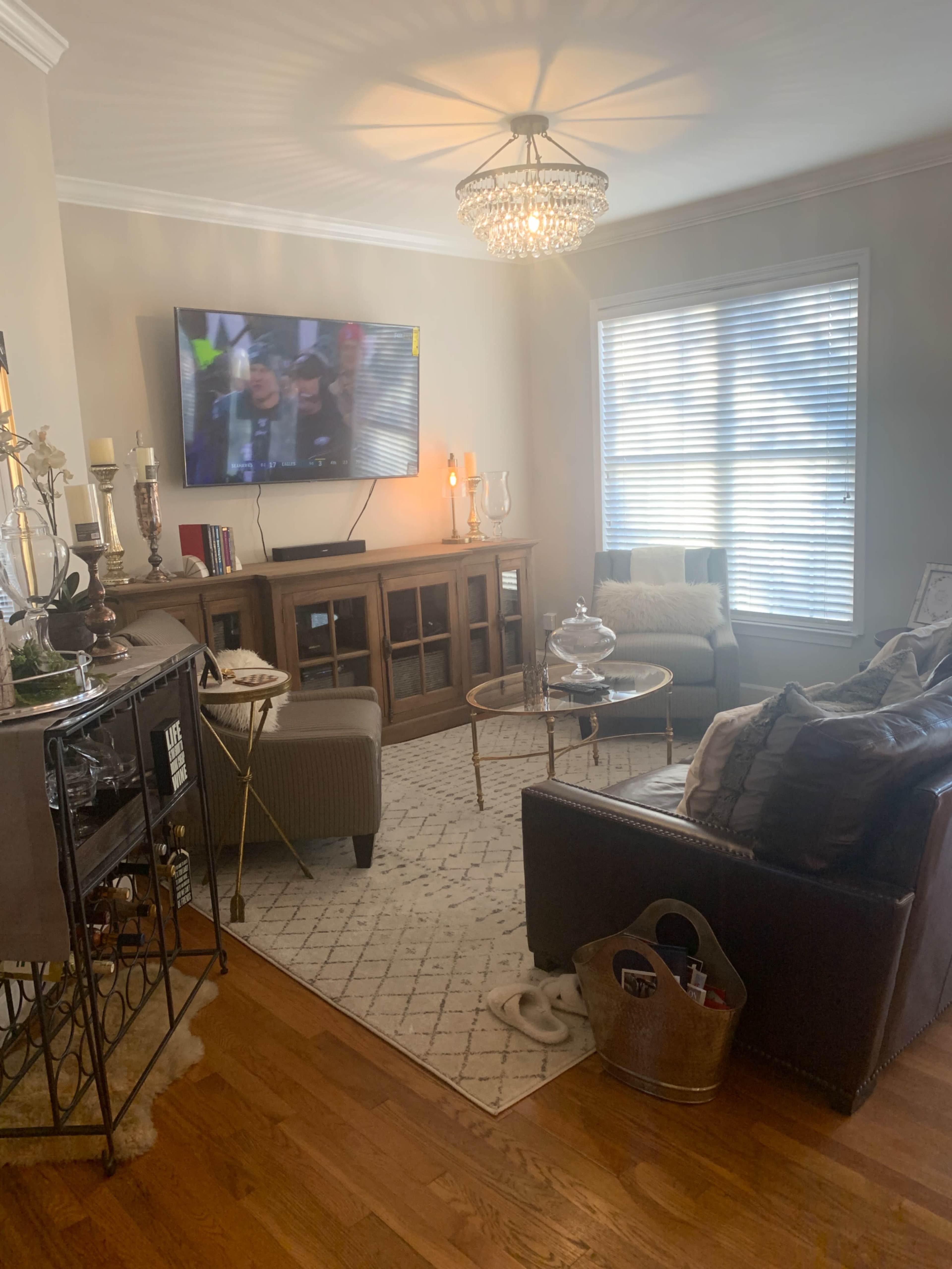 Suburban Townhome with Modern French Country Flare Image in Fredericksburg, Brentwood, TN