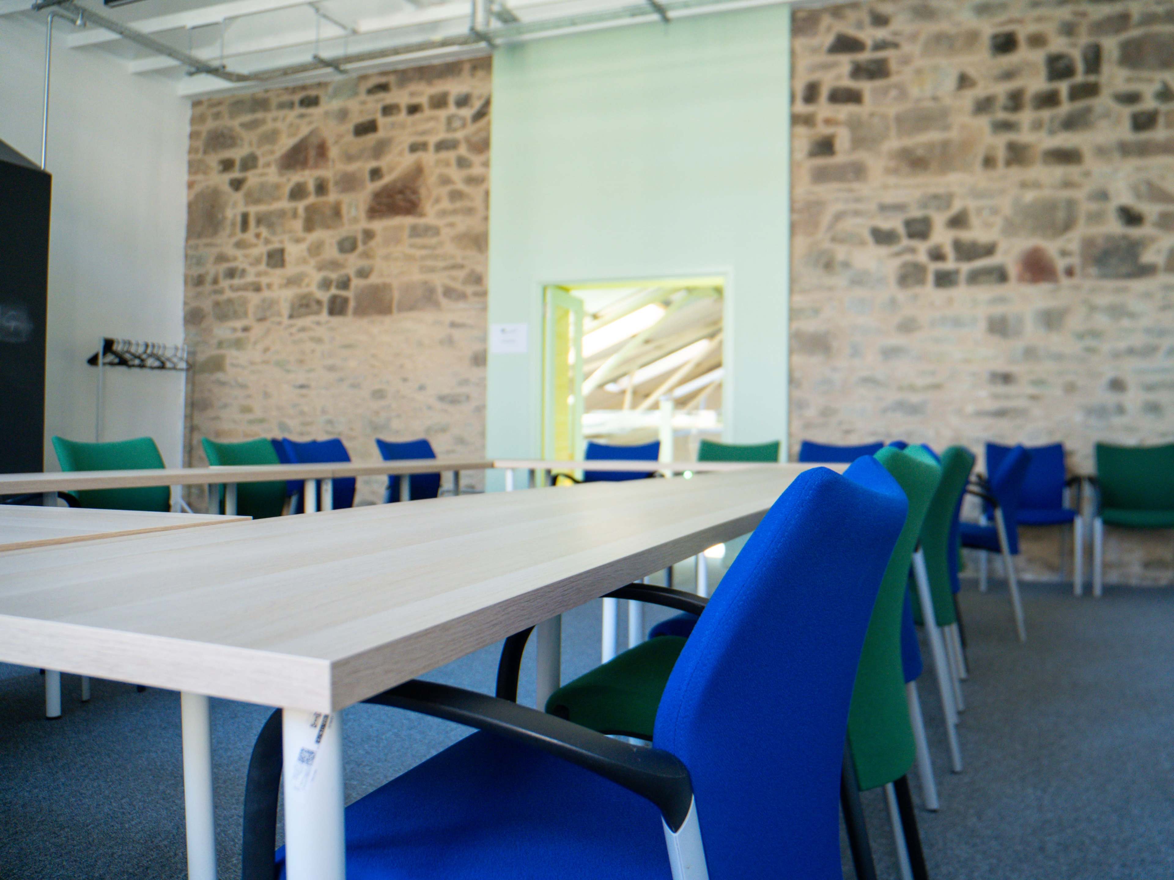 City Centre light and open retro meeting space with high ceilings Image in Edinburgh, Edinburgh, SCT