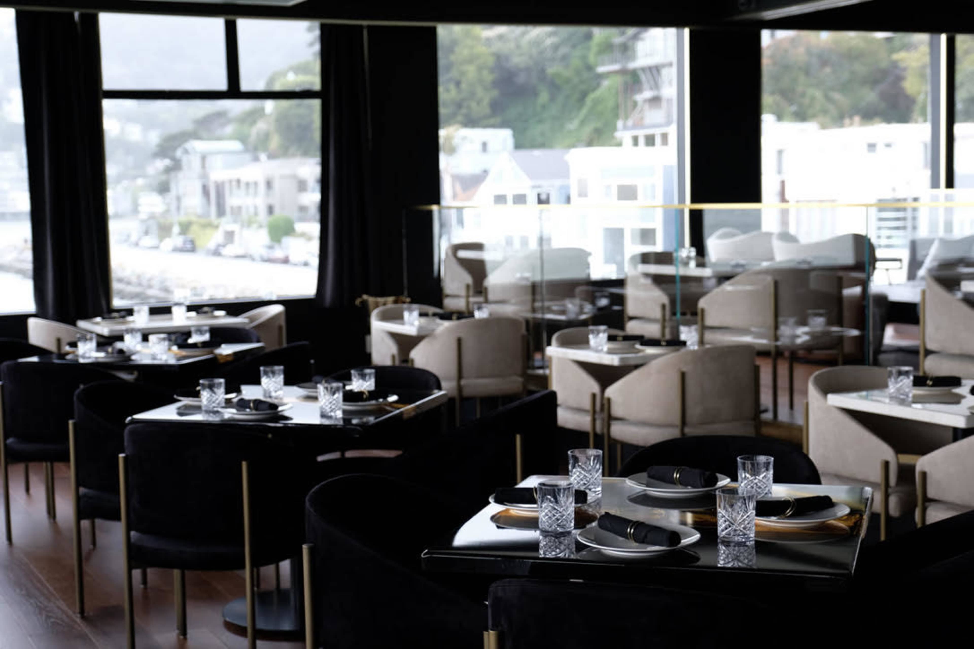 Modern Water Front Open Concept Restaurant Image in Sausalito, Sausalito, CA