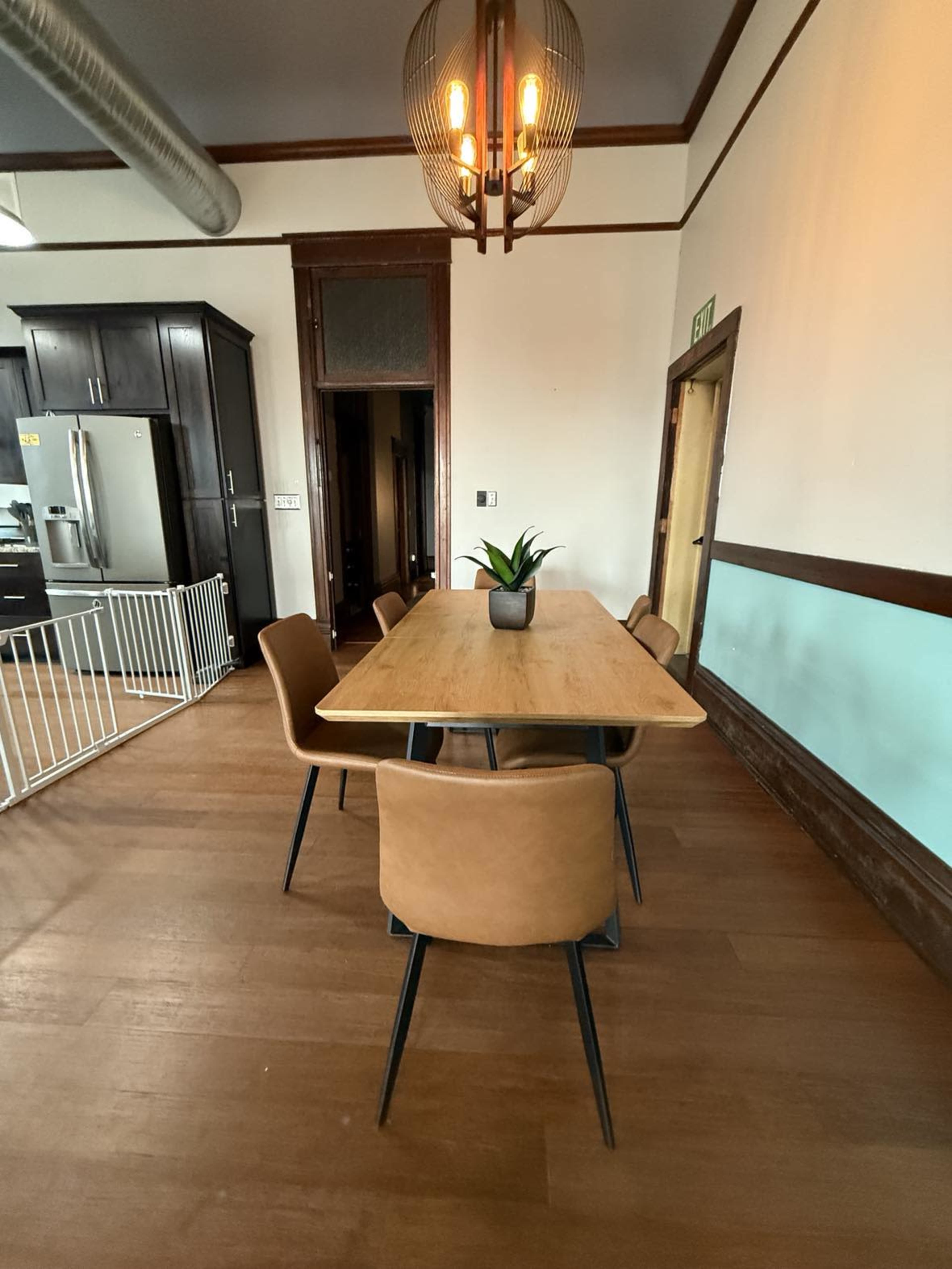 The Ledger Loft - Upstairs Historic Brick Loft Image in Moweaqua Township, Moweaqua, IL
