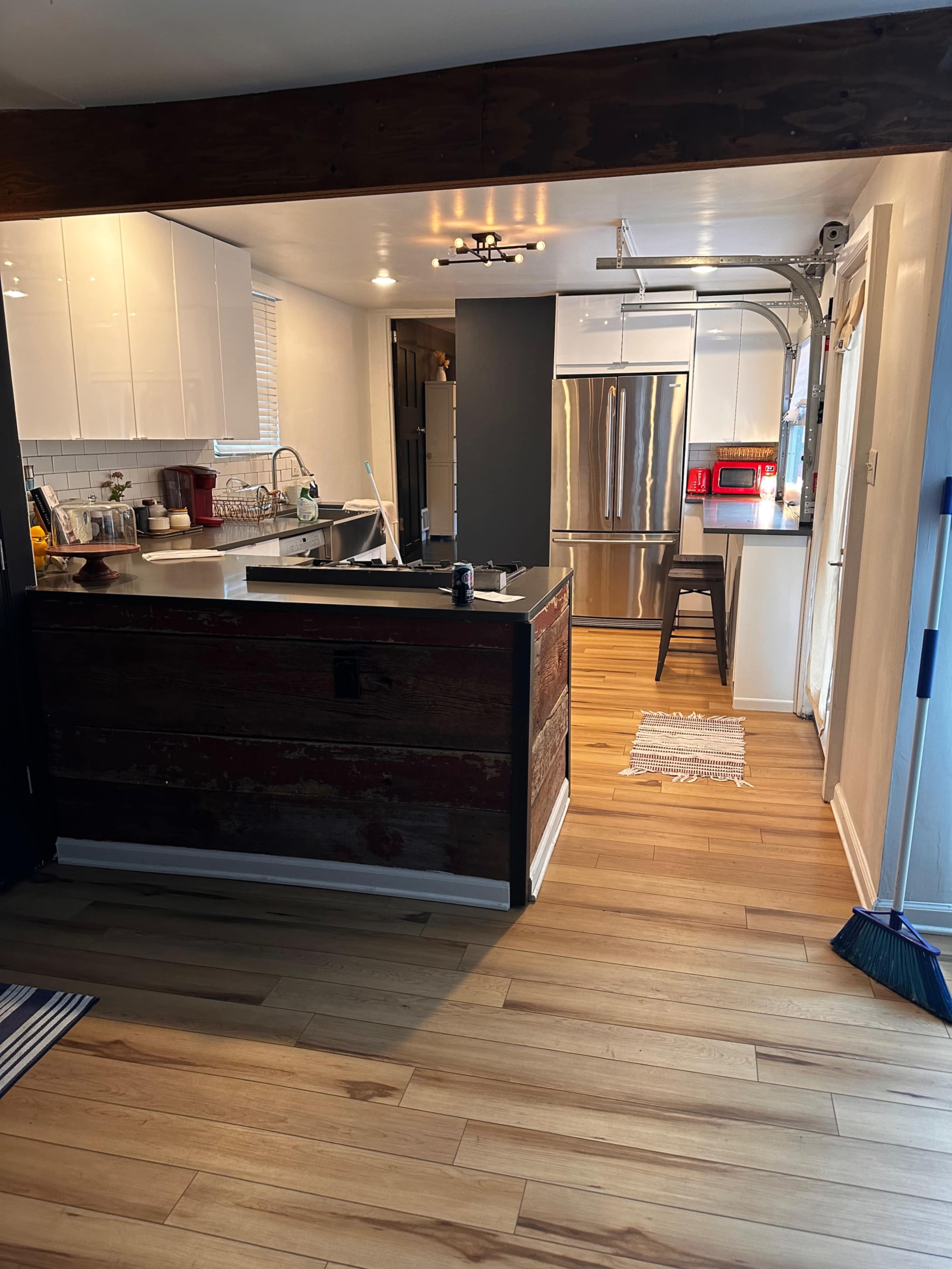 Downtown Comfortable and cozy studio with city views Image in East Allegheny, Pittsburgh, PA