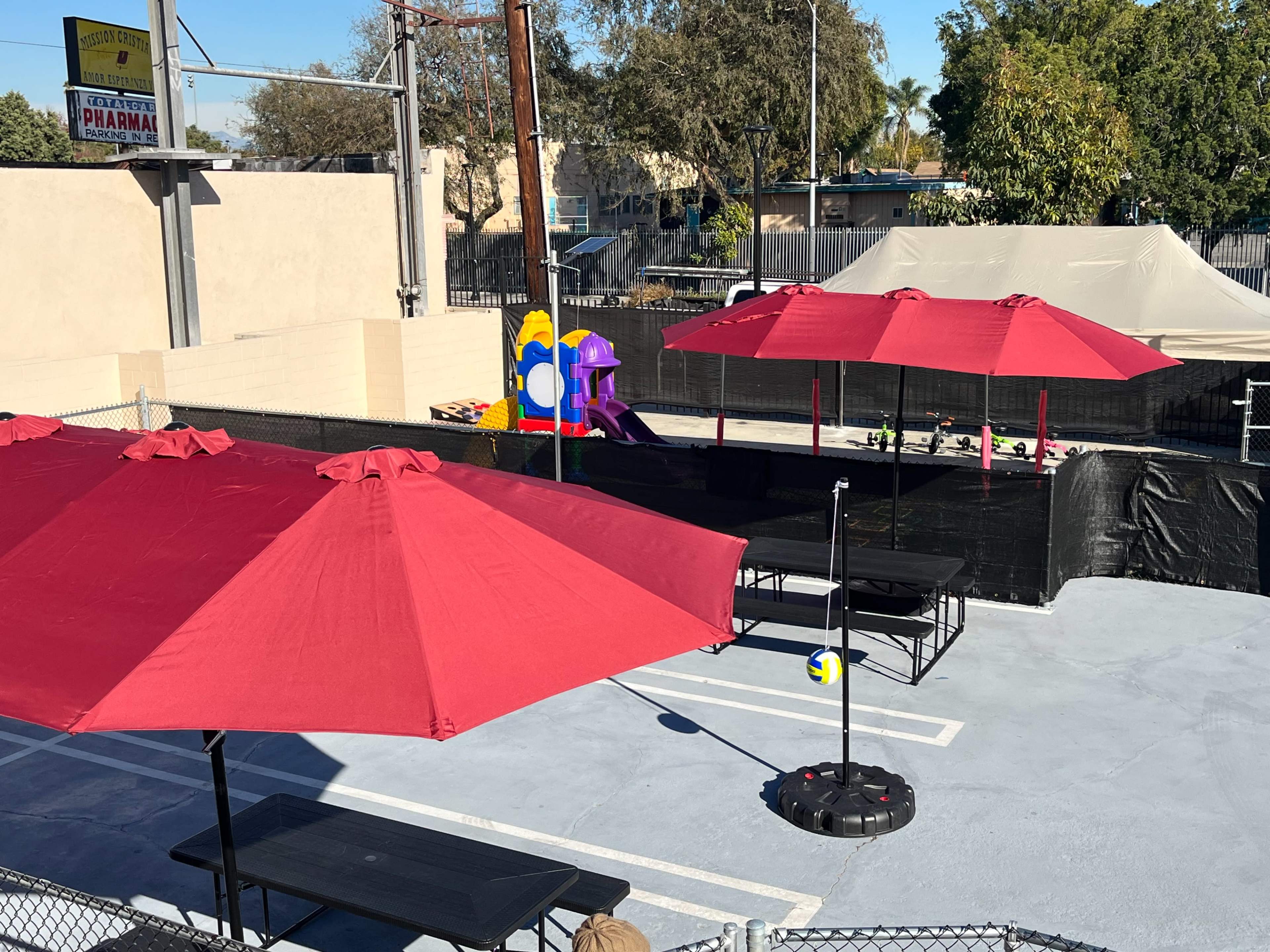 Sunshine Room for Putting Sunshine in Your Meeting, Birthday Party, or Tea Social Image in South Los Angeles, Los Angeles, CA