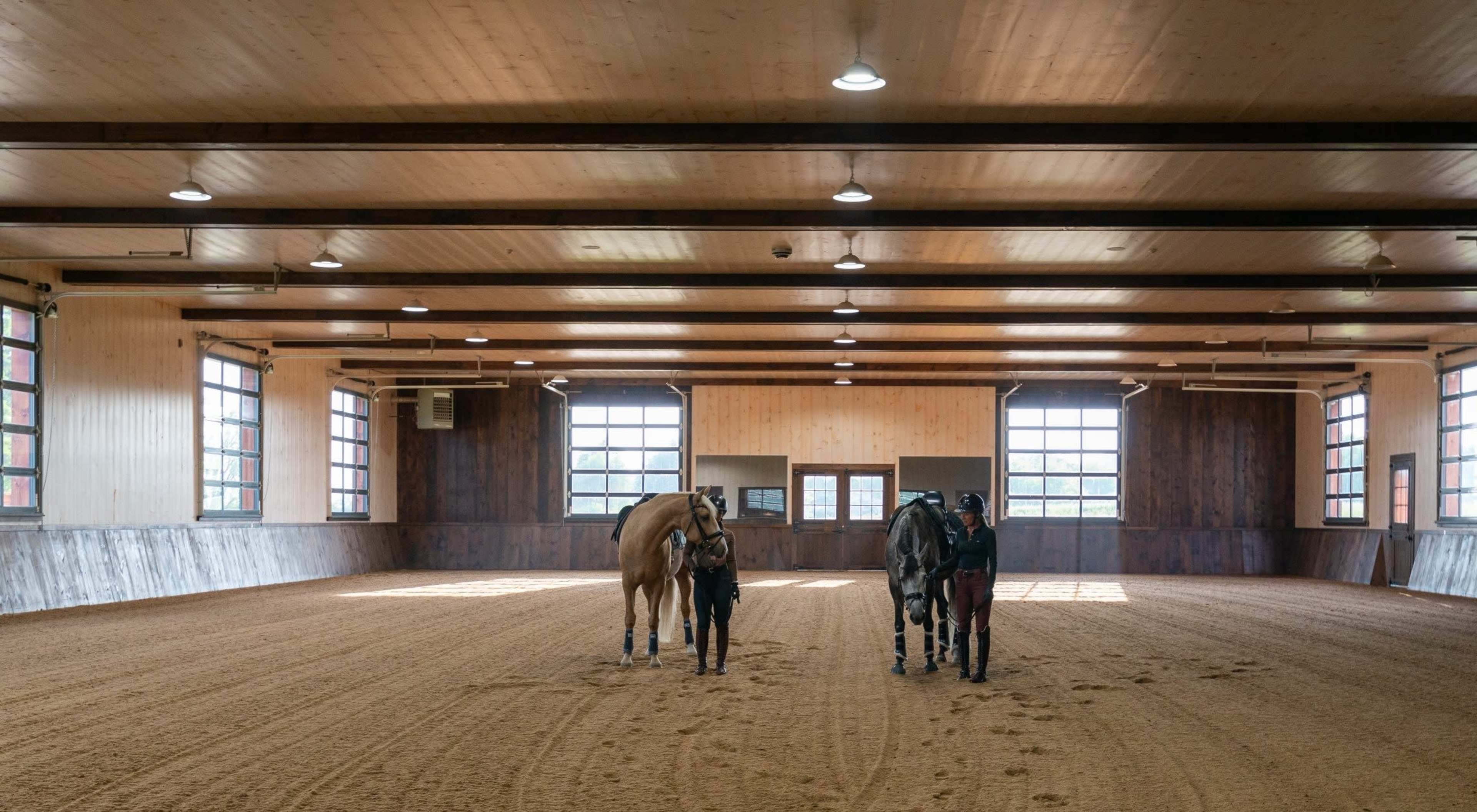 Luxury Barn Image in King, Schomberg, ON