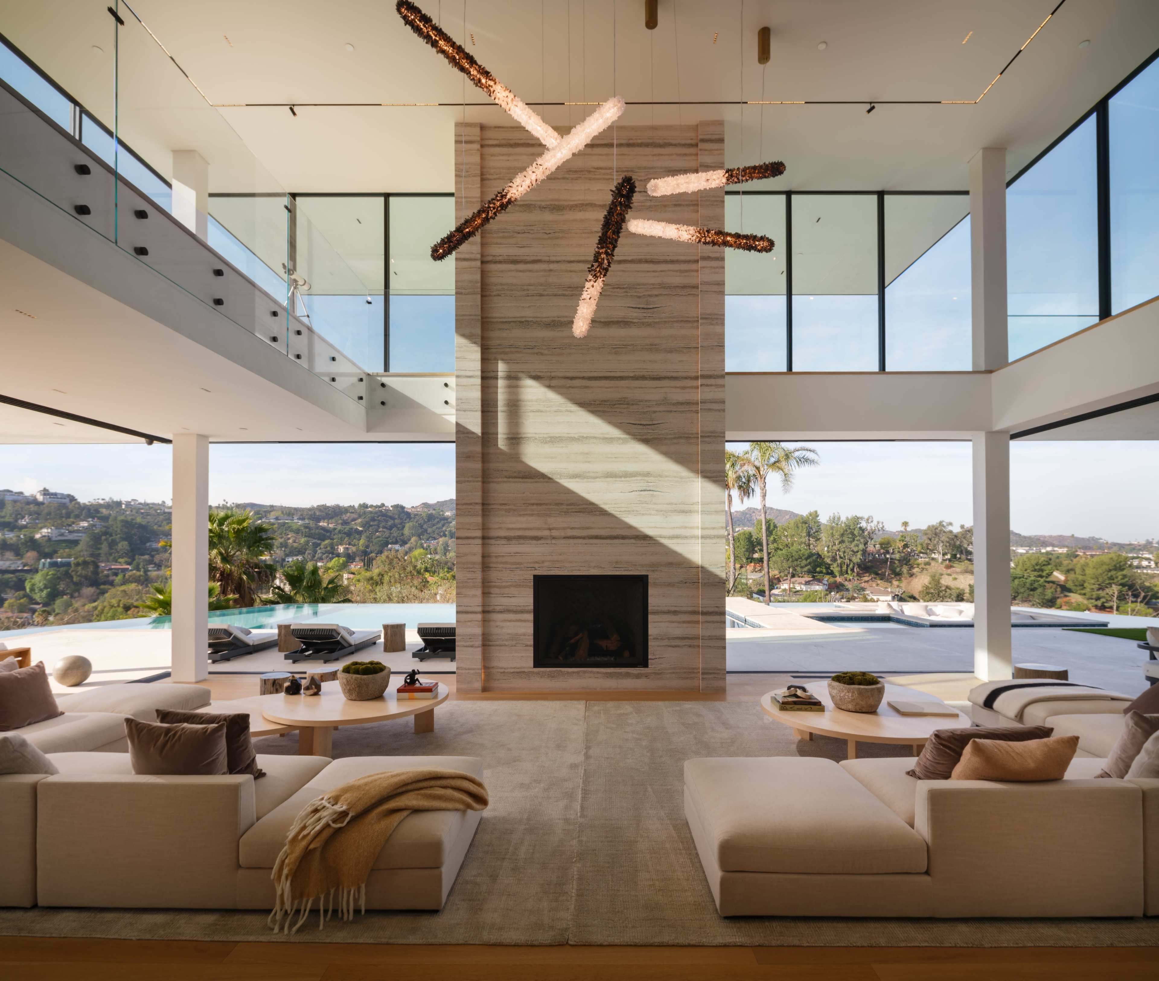 ROYAL OAK MODERN SKYLINE OASIS Image in Encino, Los Angeles, CA