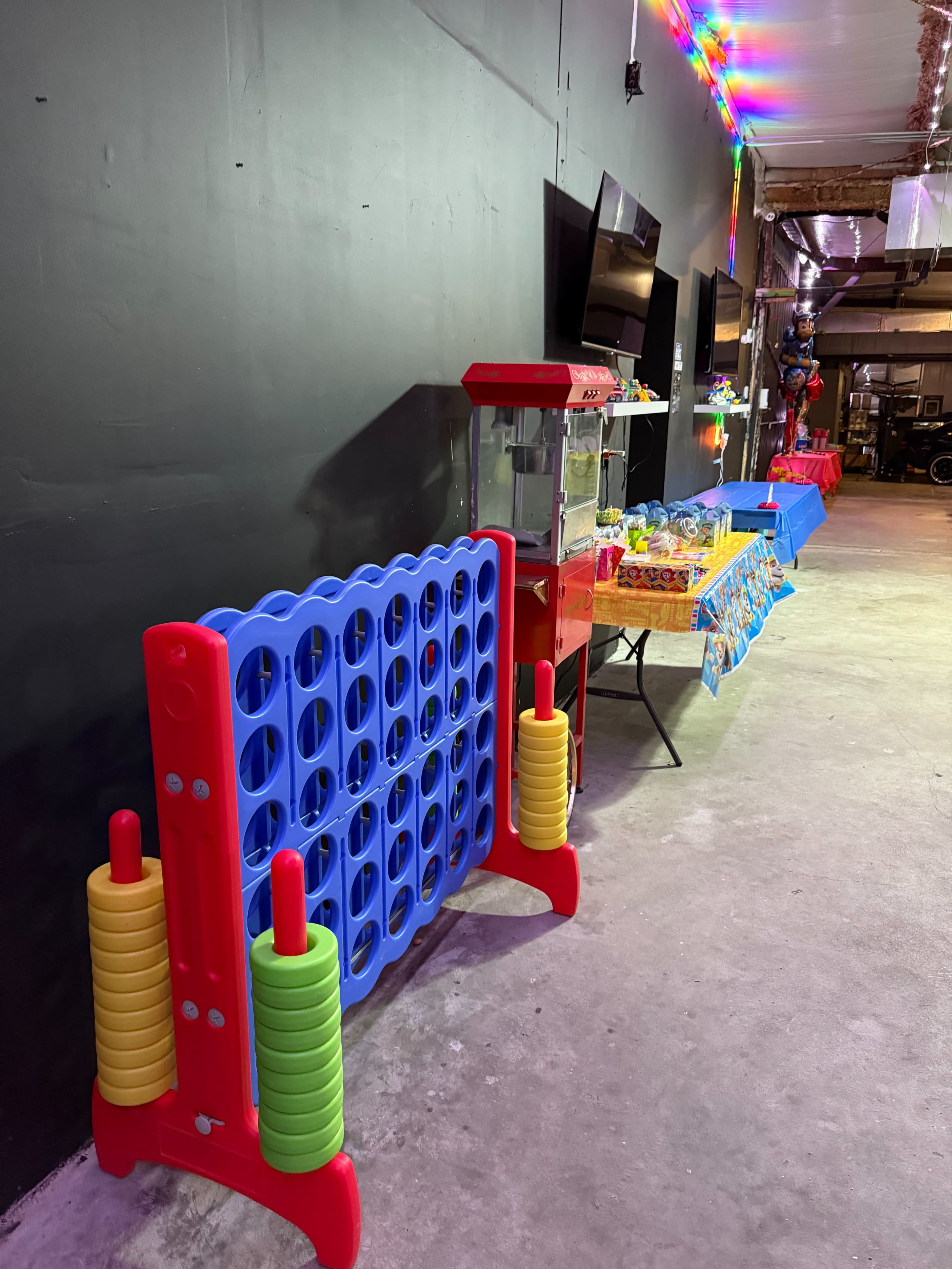 Versatile Warehouse in Sagemont Image in Houston, Houston, TX