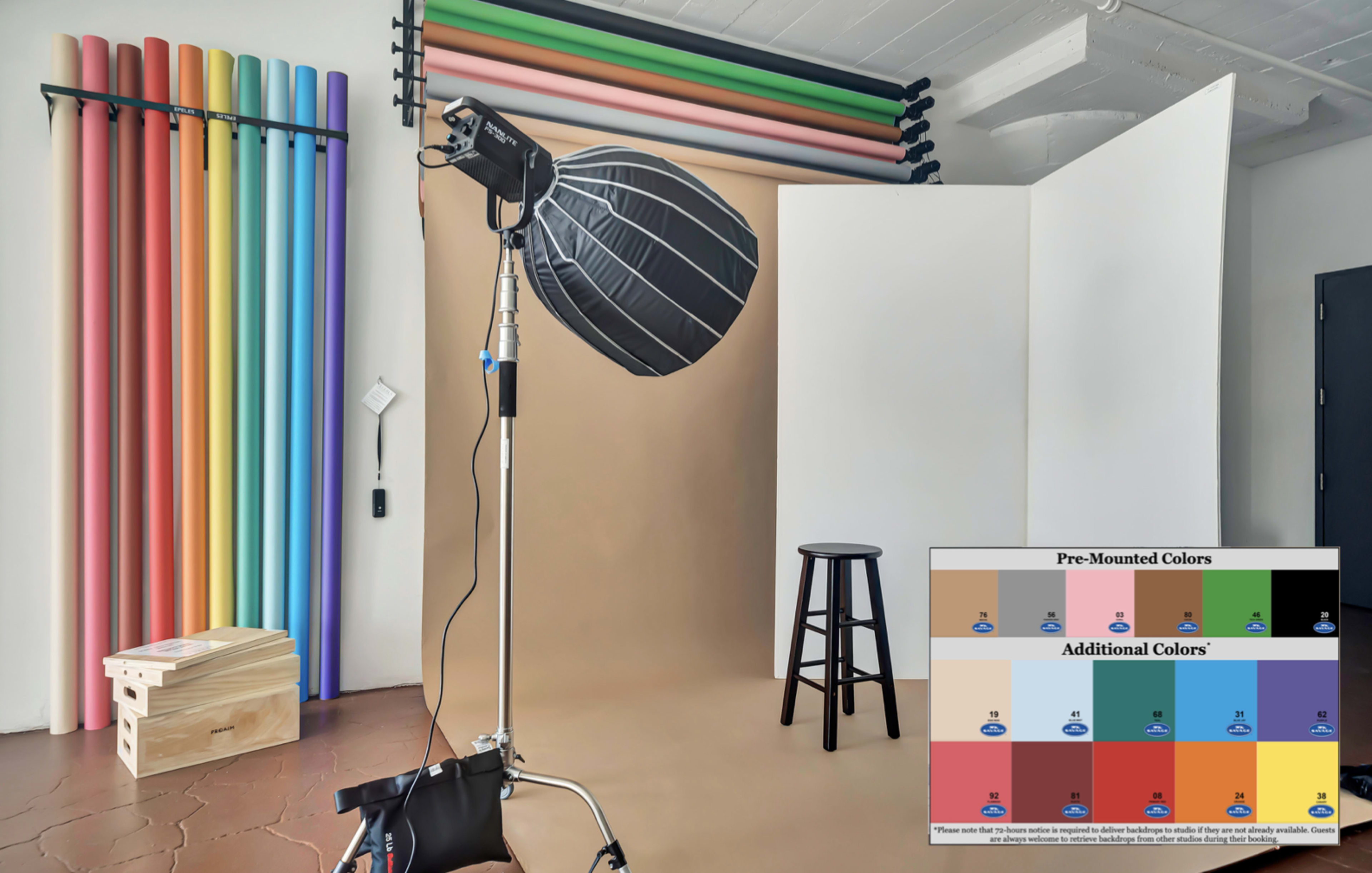 519: Bright Natural Light Cyc Wall Studio w/ Skyline View & FREE LIGHTING/EQUIPMENT! (AC & Heater Available!) Image in Central LA, Los Angeles, CA