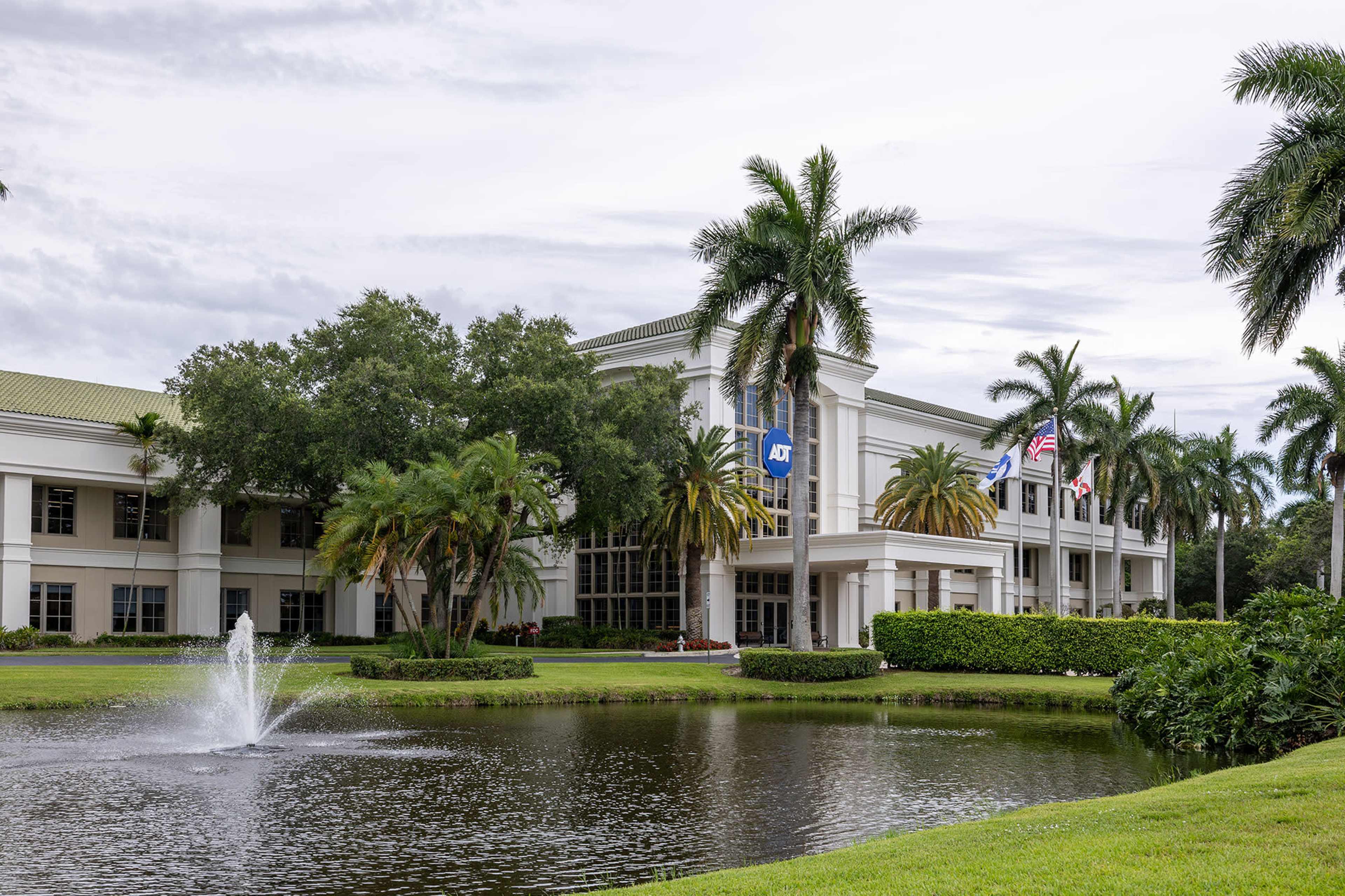 Conference Room Image in Boca Raton, Boca Raton, FL
