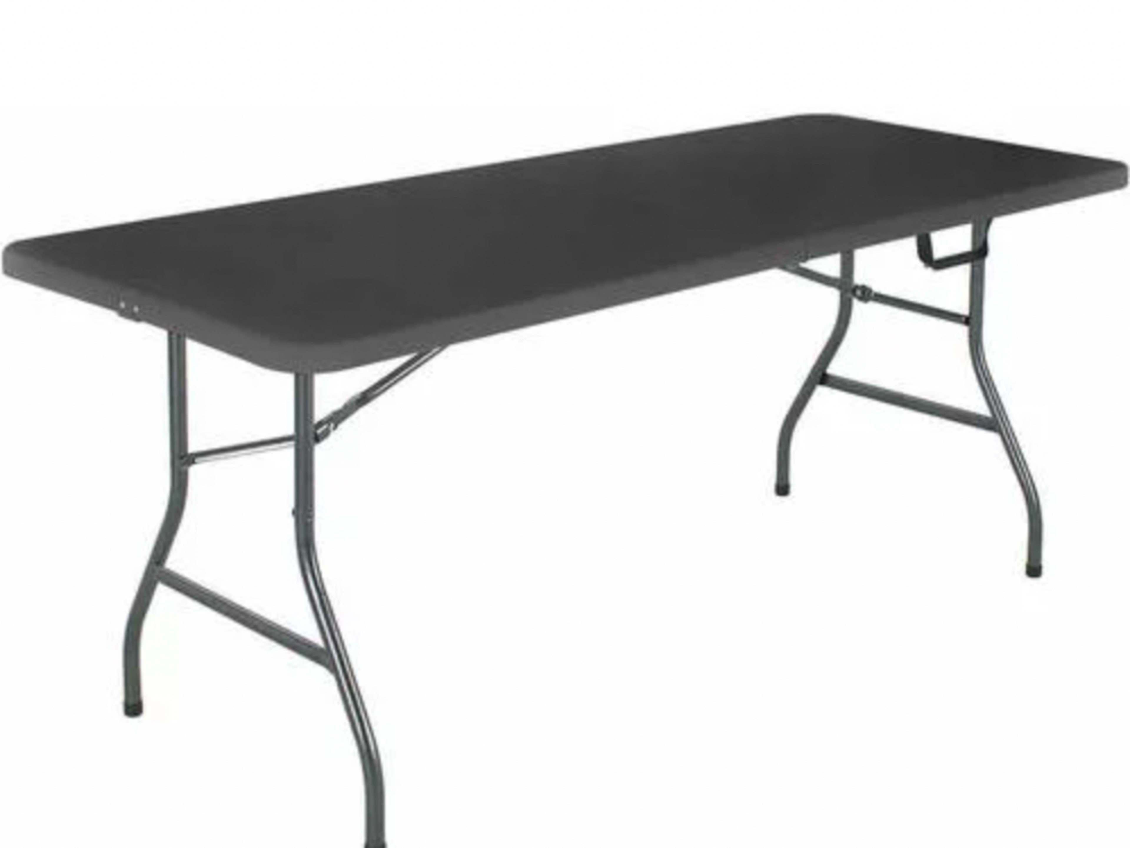 Outdoor folding table