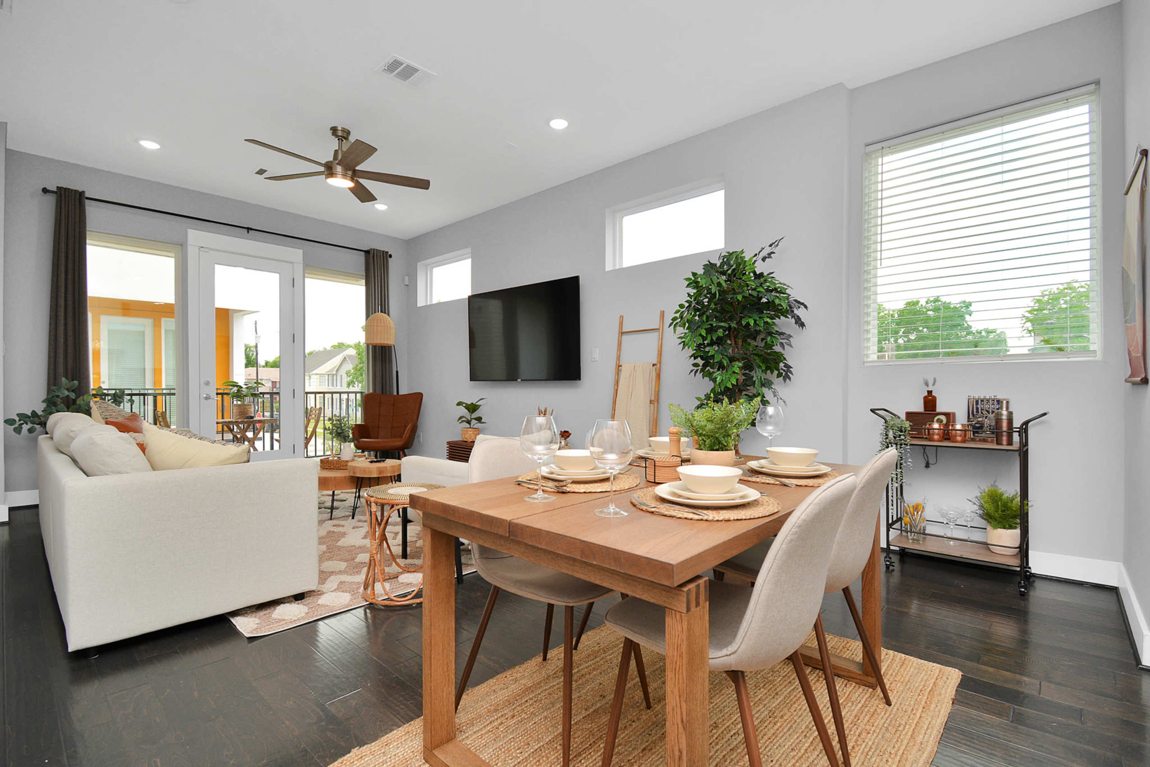 Instagrammable boho retreat near downtown Image in MacGregor, Houston, TX