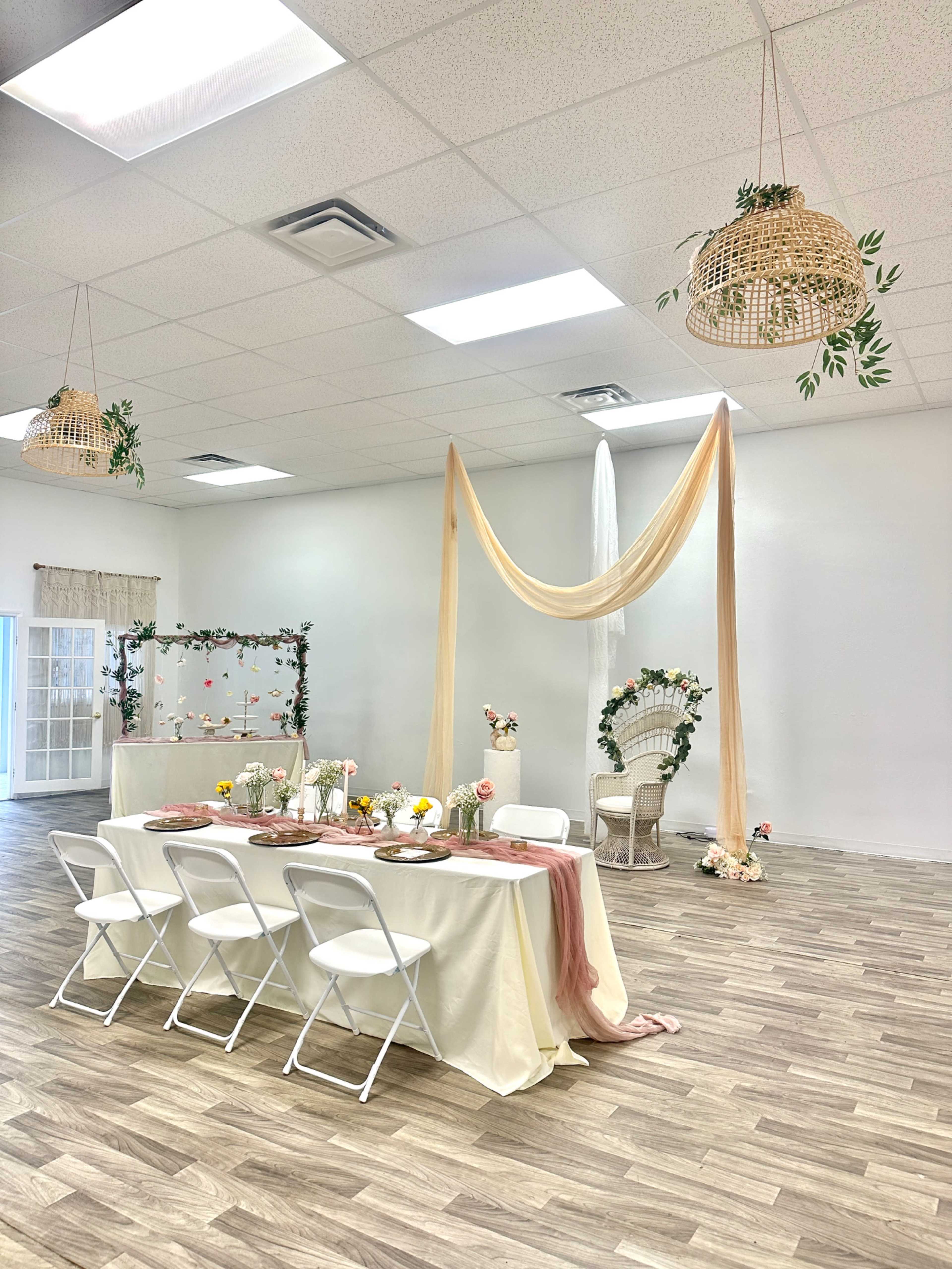 Neutral, Intimate Event Venue designed to make you feel like Family Image in , Longwood, FL