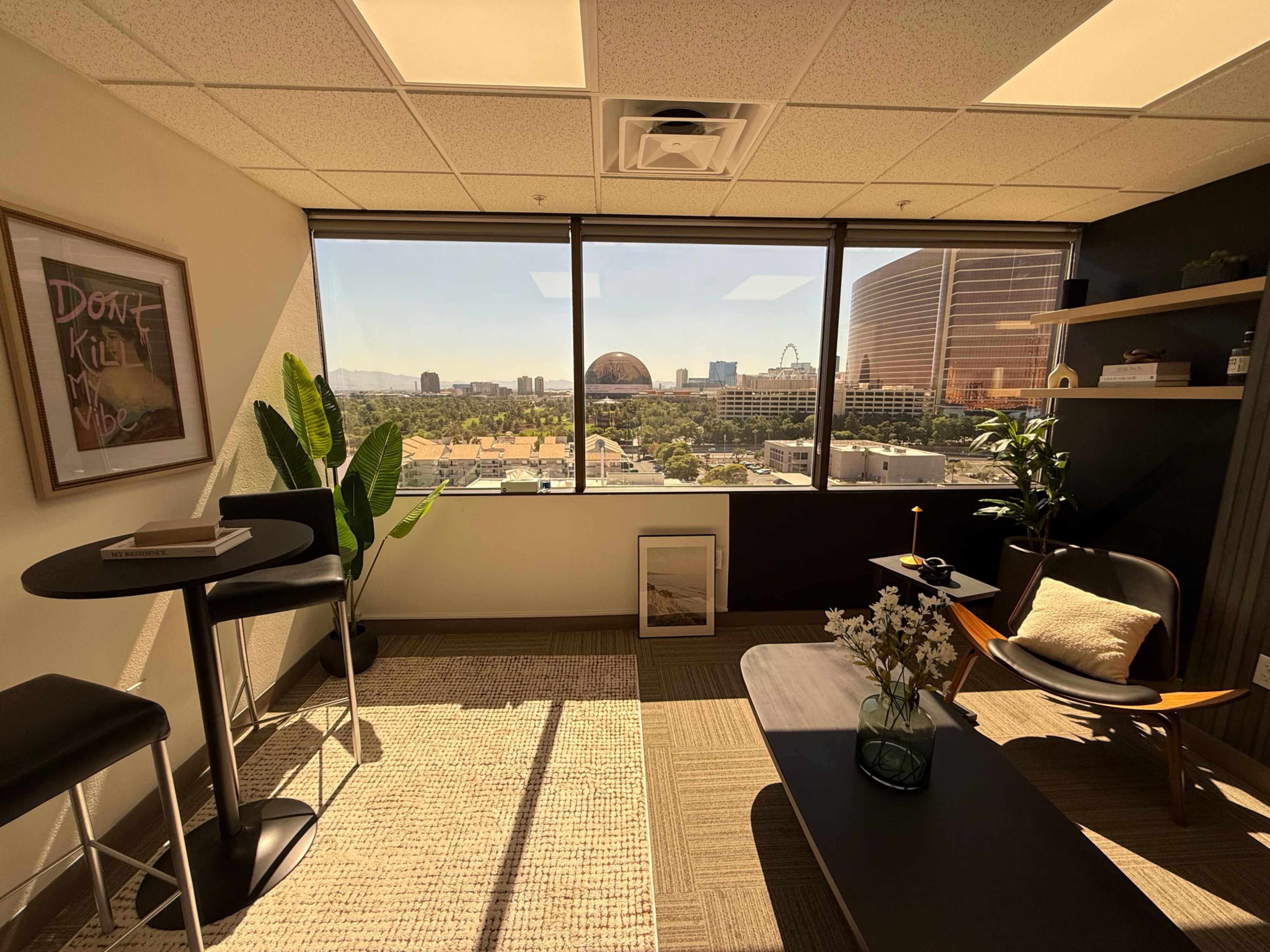 9th Floor Modern Vegas Strip Studio with Epic Sphere View! Image in Winchester, Las Vegas, NV