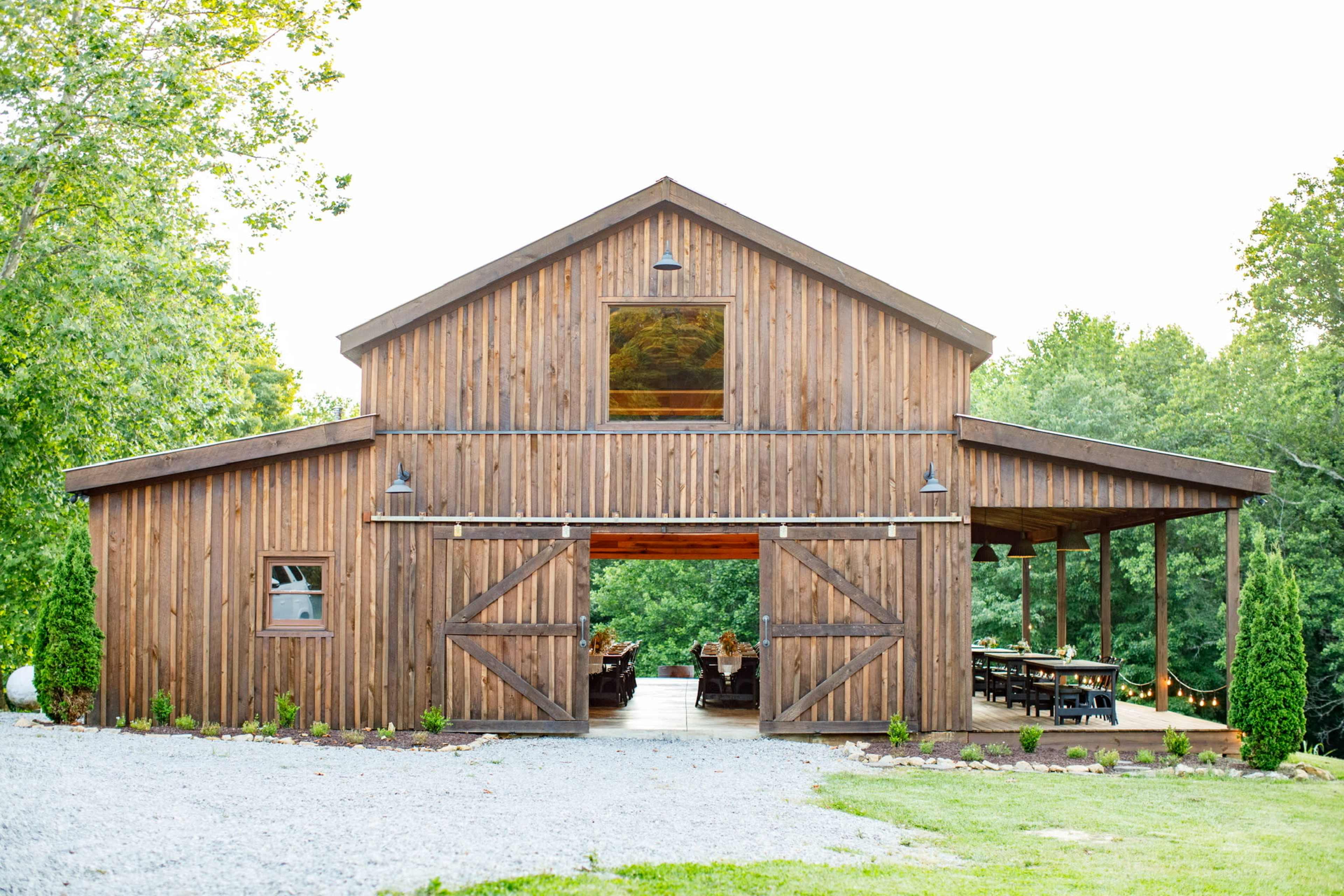 Nashville Barn with Beautiful Views Image in Whites Creek, Whites Creek, TN