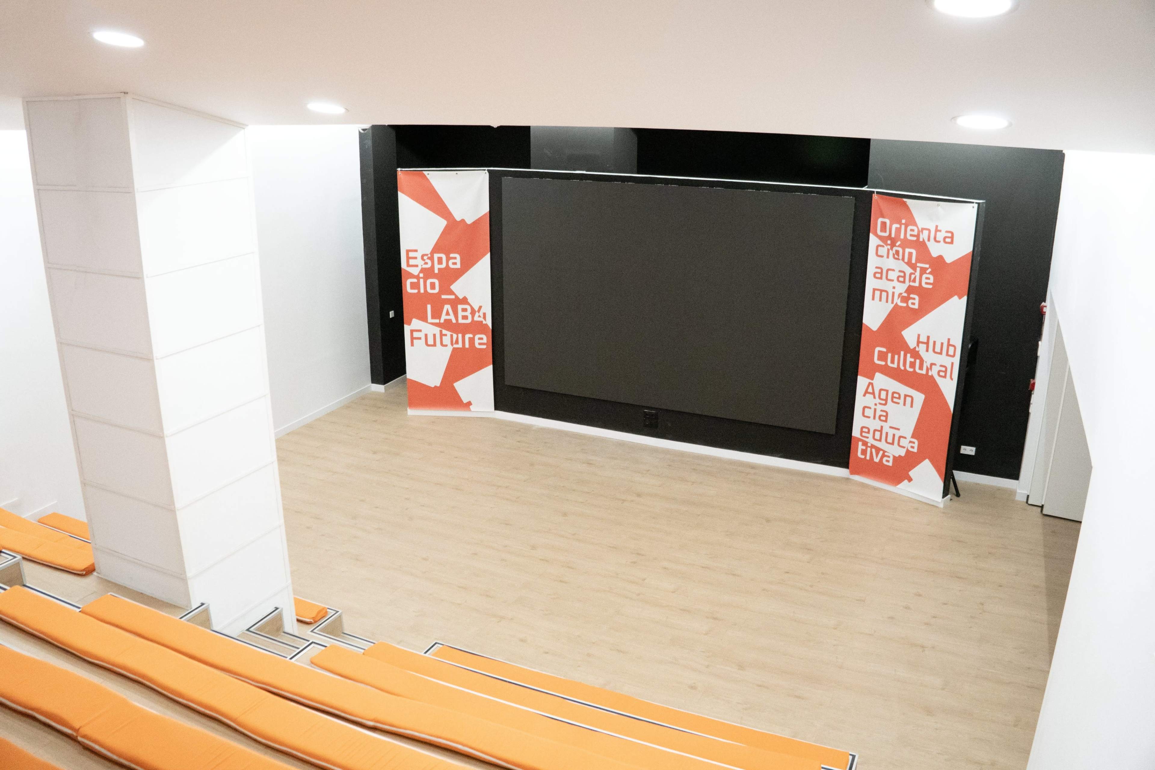 Ágora con gran capacidad en el centro de Madrid en Espacio_LAB4Future, Sala Angular. Image in Palos de la Frontera, Madrid, M