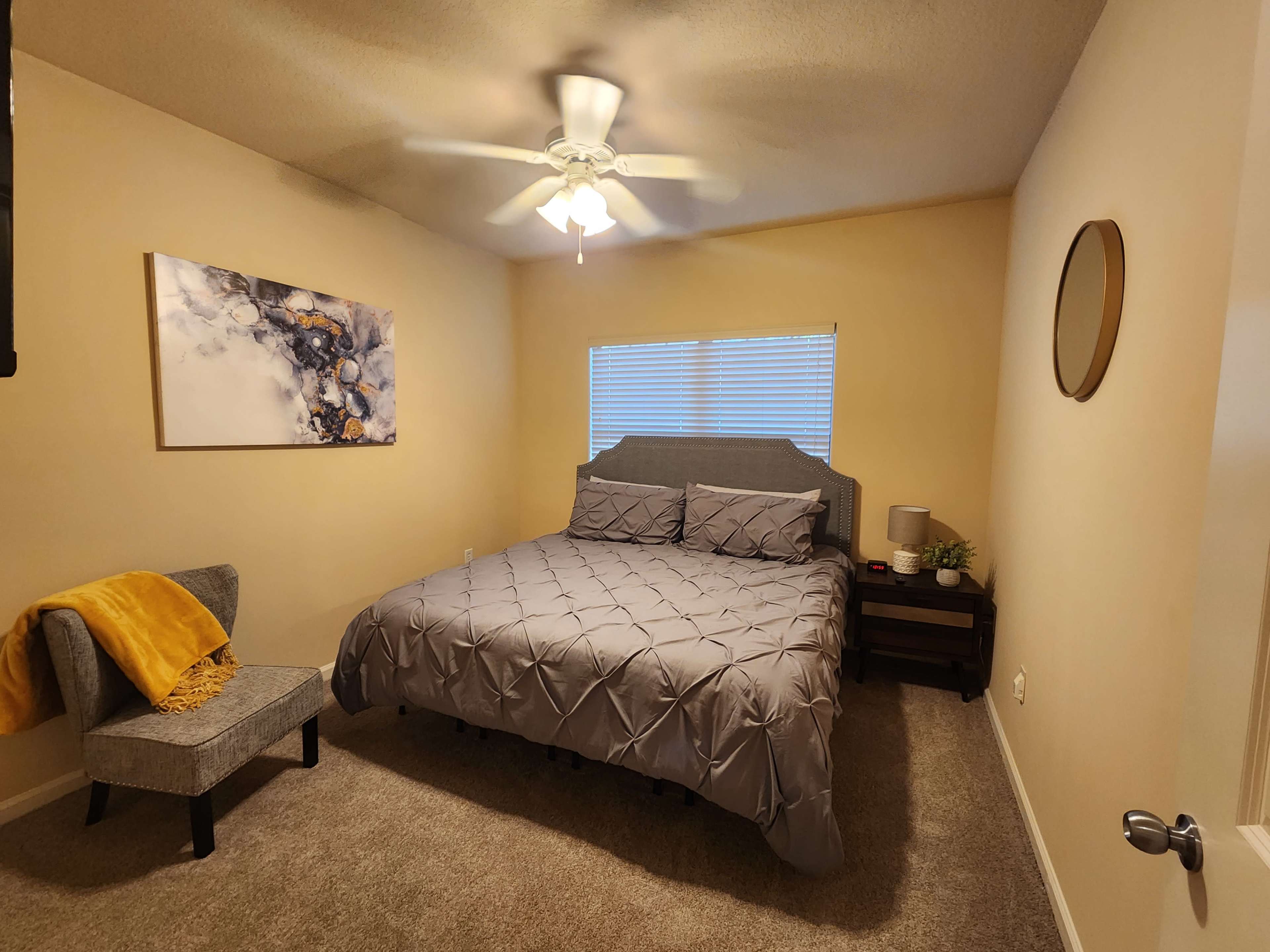 Lovely 1-bedroom apartment Image in Yorkmount, Charlotte, NC