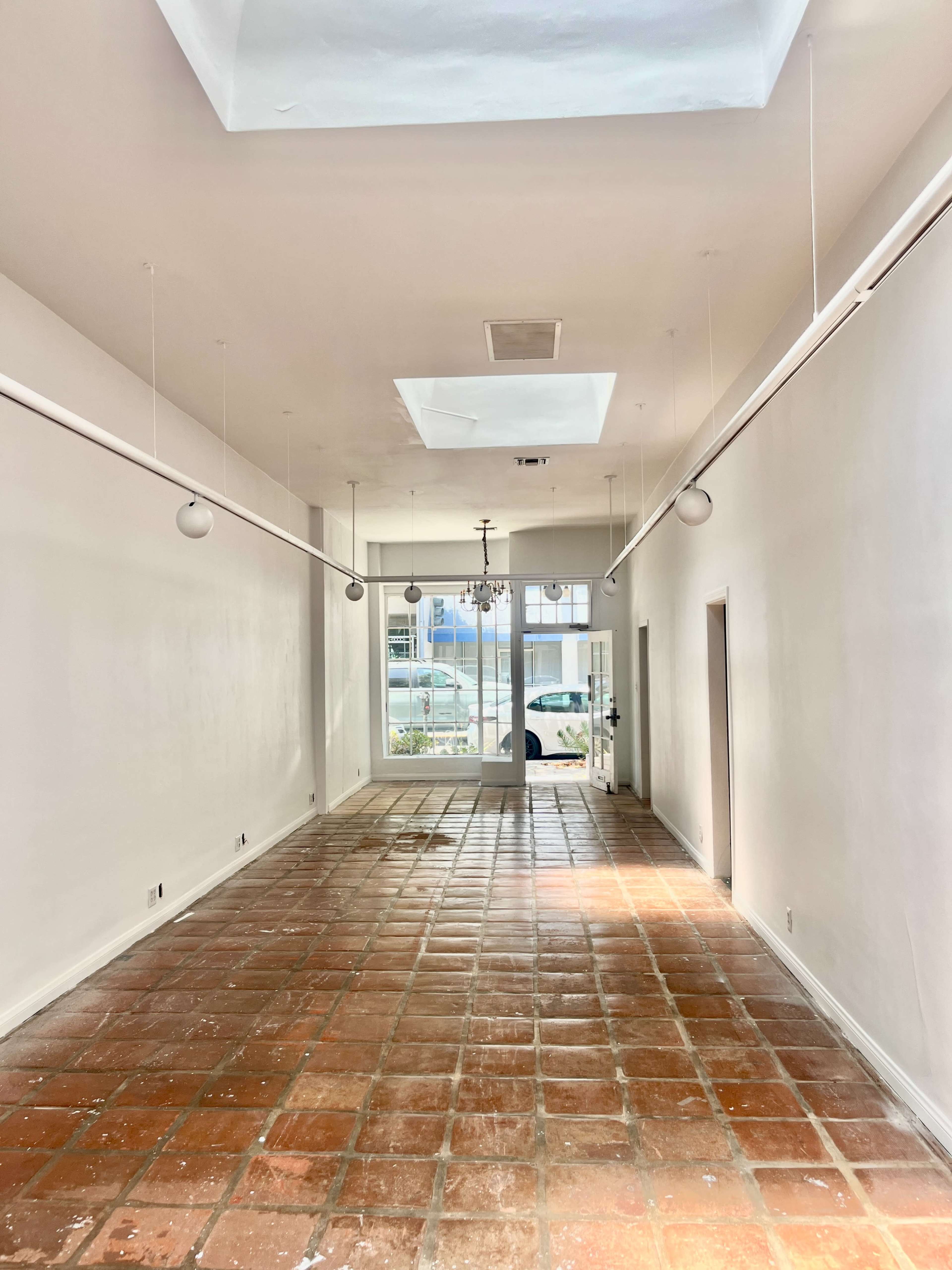 Beverly Hills modern industrial flex space | Natural light! Image in Beverly Hills, Beverly Hills, CA