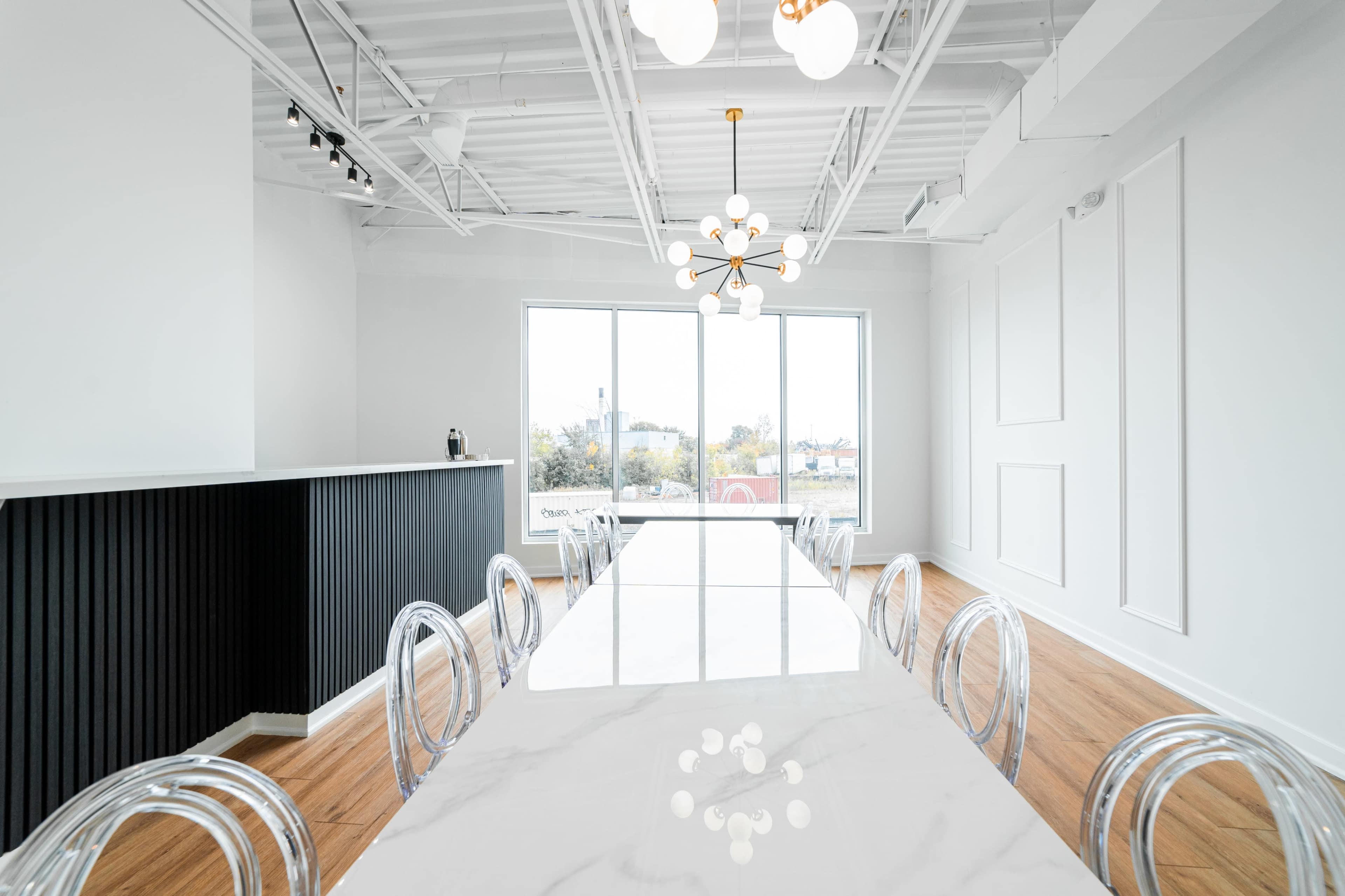 Curated Modern Black and White Ajax Studio Space Lots of Natural Light Image in Ajax, Ajax, ON