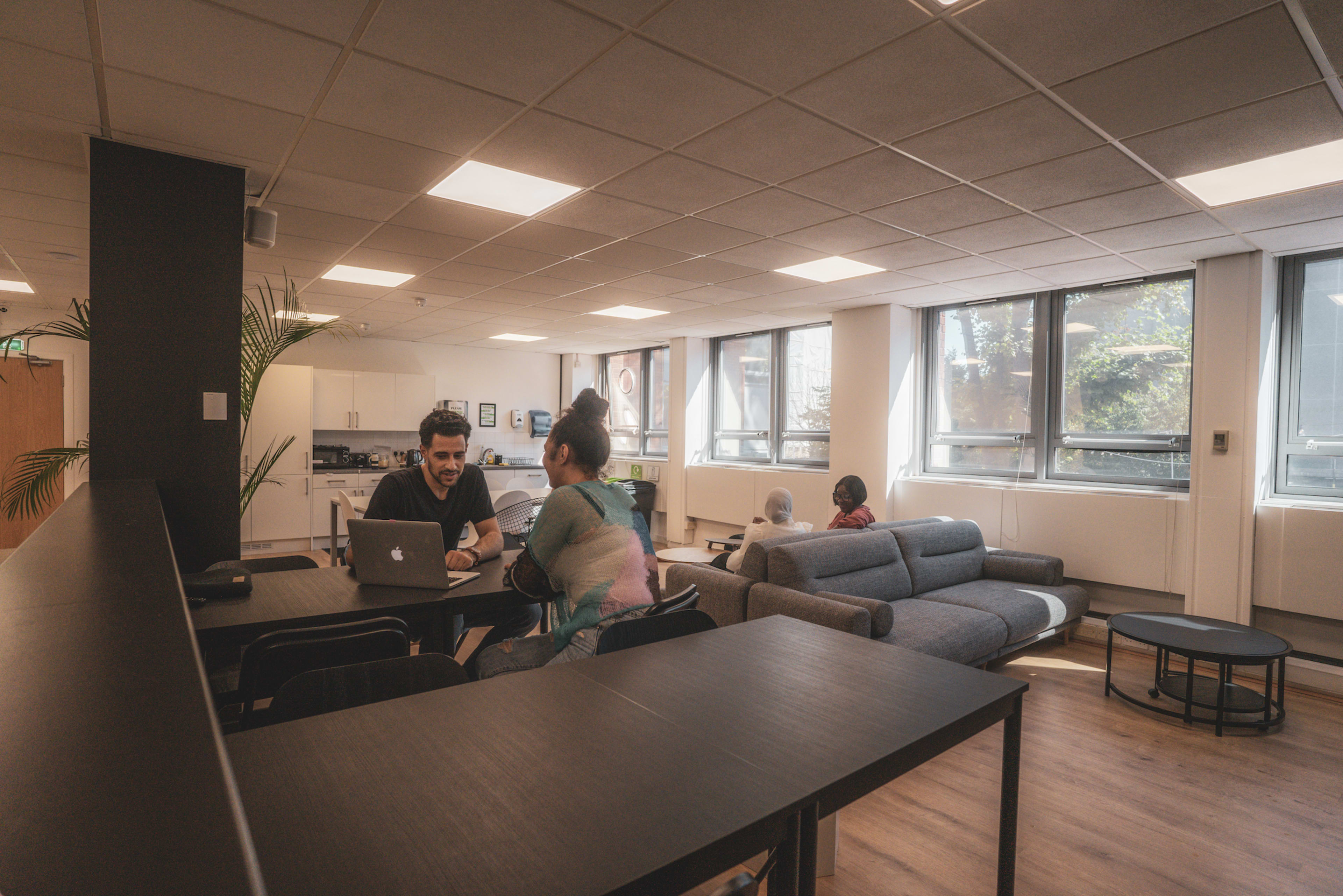 Meeting Room for up to 10 People in Barking Image in Barking, London, ENG
