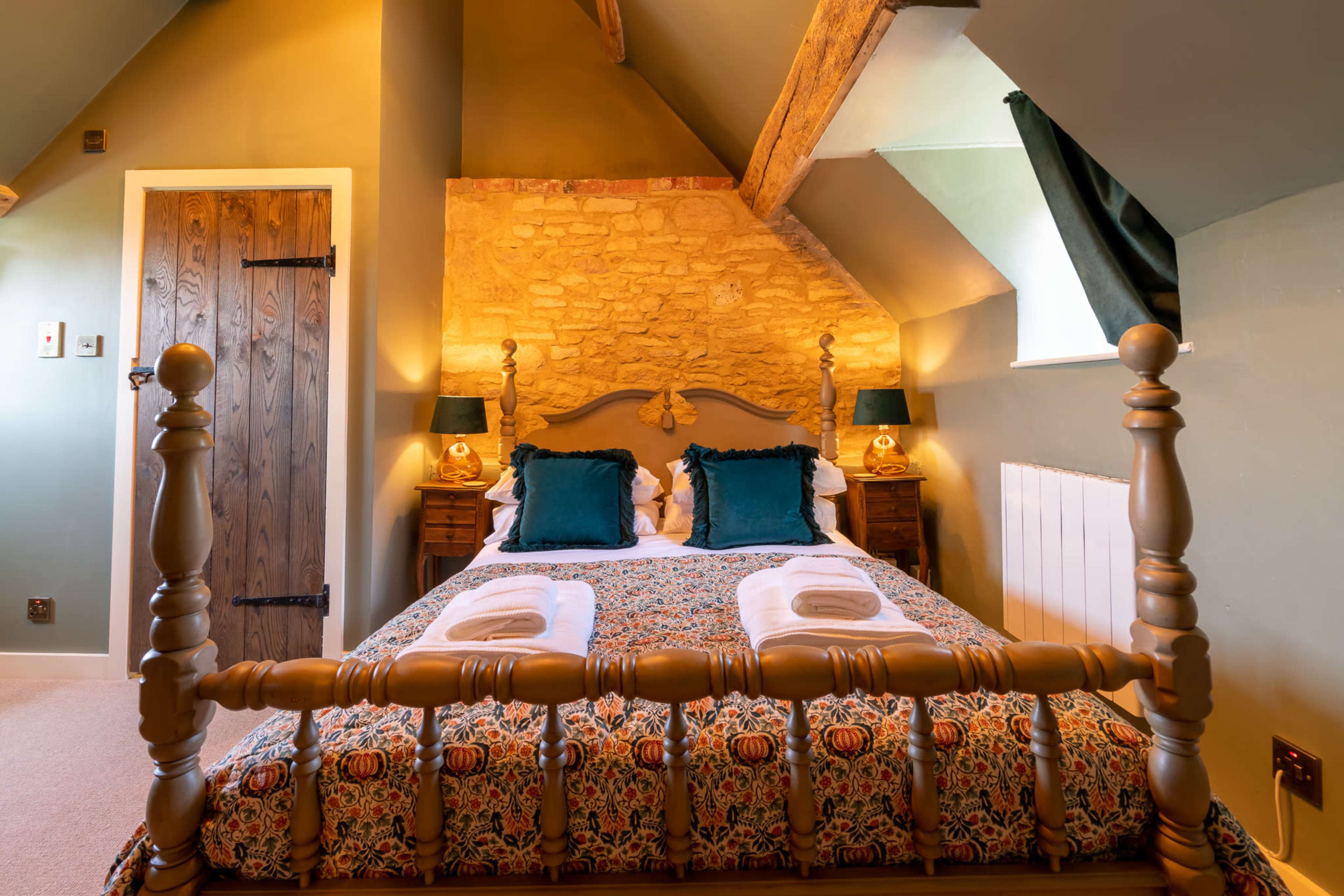 Beautifully Refurbished Home Image in Snowshill, Broadway, ENG