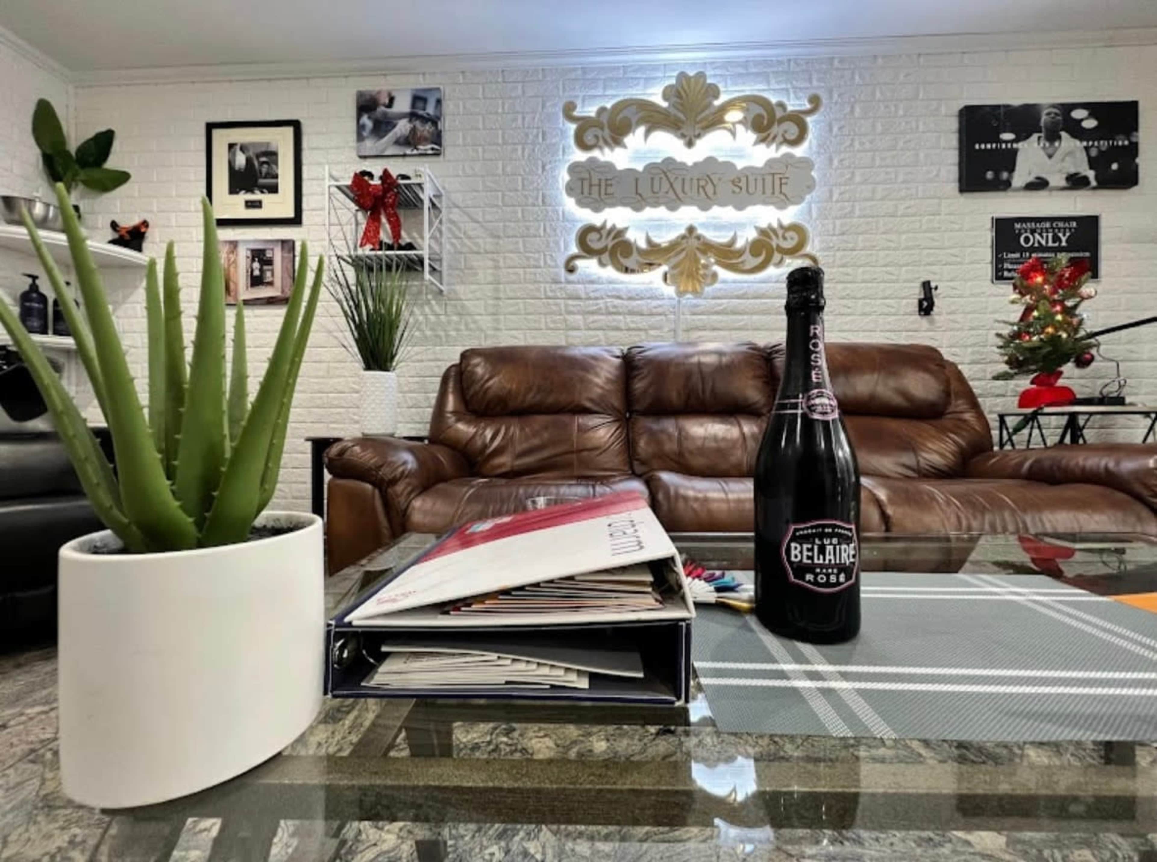 Prime Location For Podcast Studio/ Photo Studio Image in Whitestone, Whitestone, NY