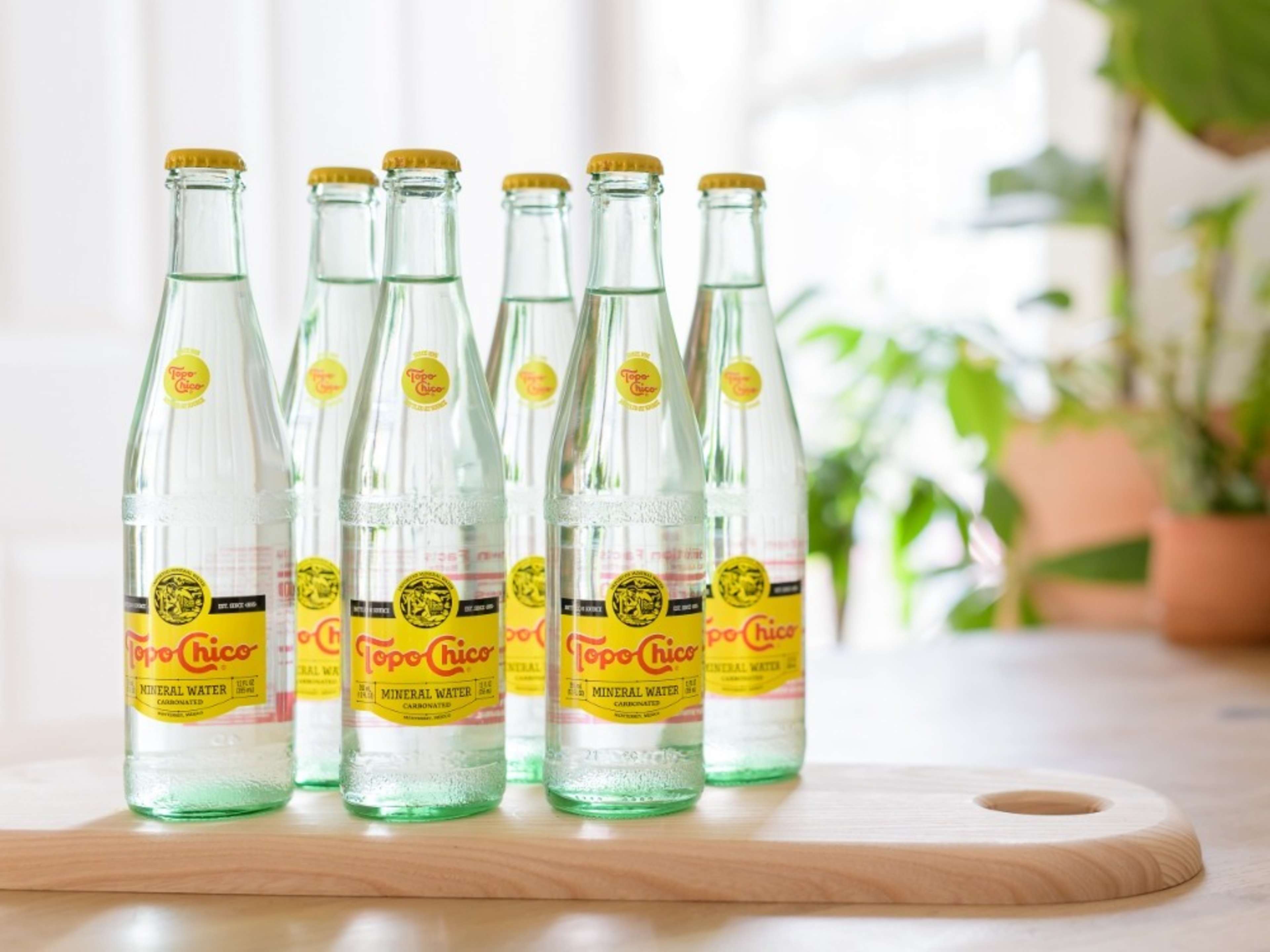 Ice Cold Sparkling Water / 6 count