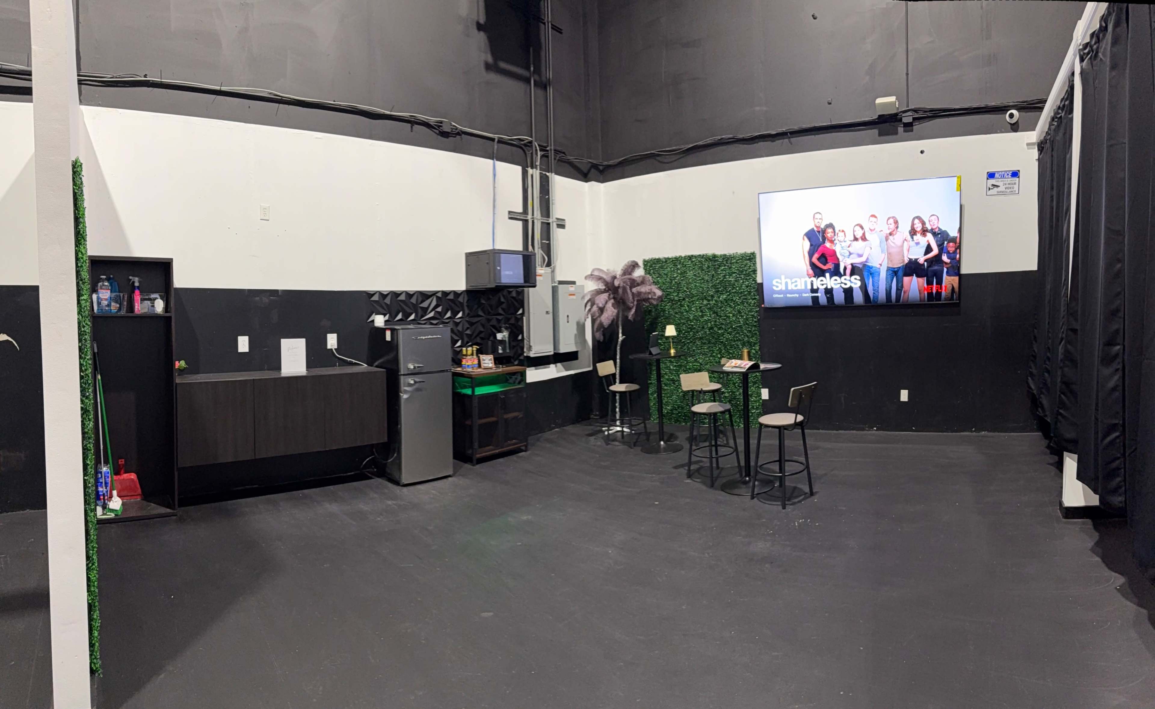 OPEN DIY Studio…FREE WIFI Image in Westside, Houston, TX