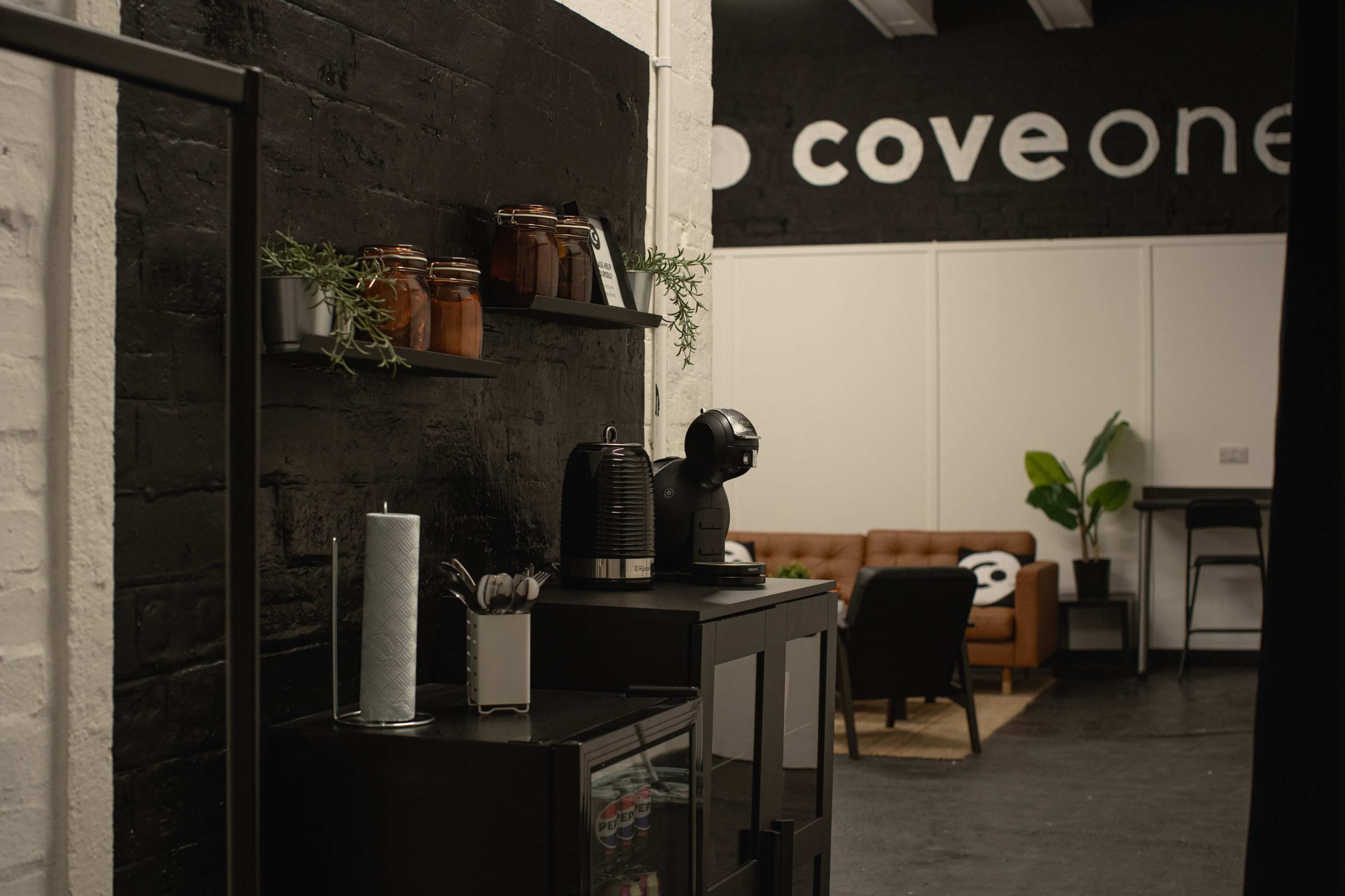 Infinity cove photography studio Glasgow Image in Kinning Park, Glasgow, SCT