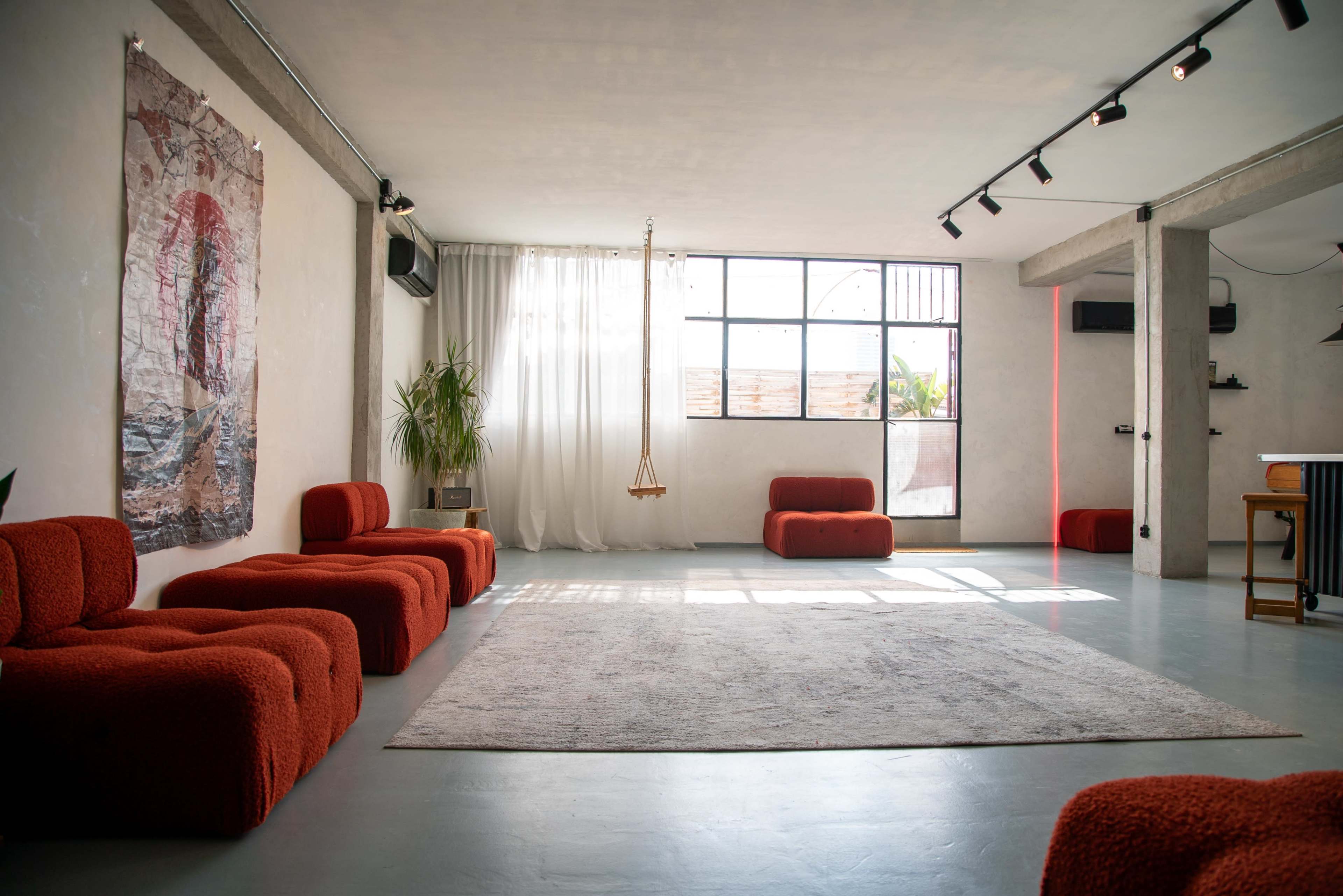Multifunctional Loft with Huge Terrace and Full Kitchen for Bridal, Birthdays, Baby Showers, Weddings, Dinners, Upscale Parties Image in El Parc i la Llacuna del Poblenou, Barcelona, B