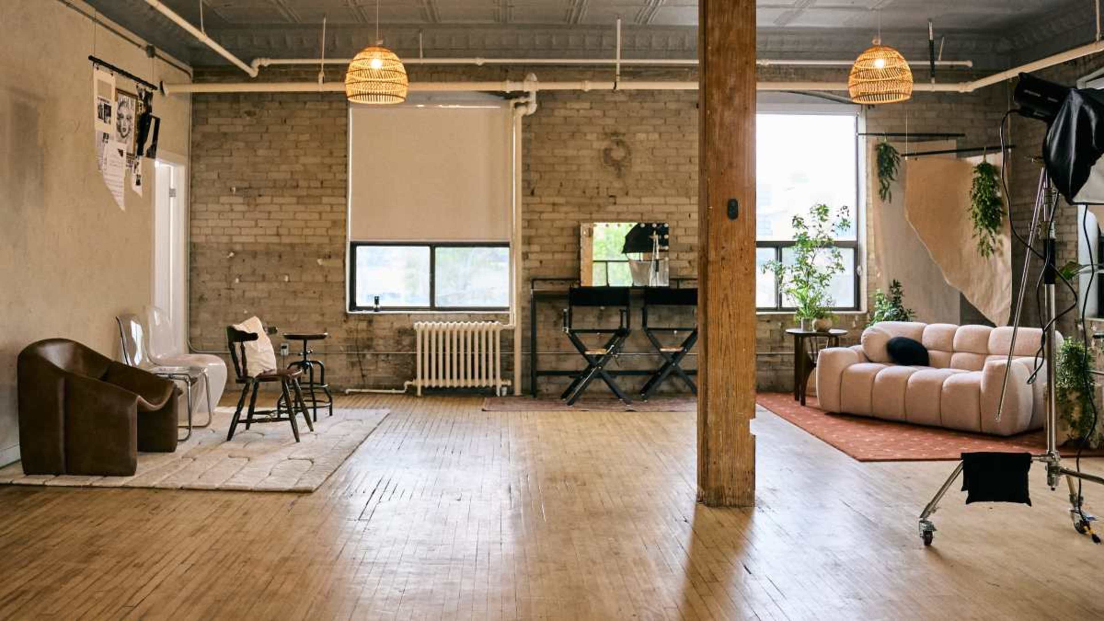 Studio space for offsites w/ Conference table and Projector Image in Junction-Wallace Emerson, Toronto, ON
