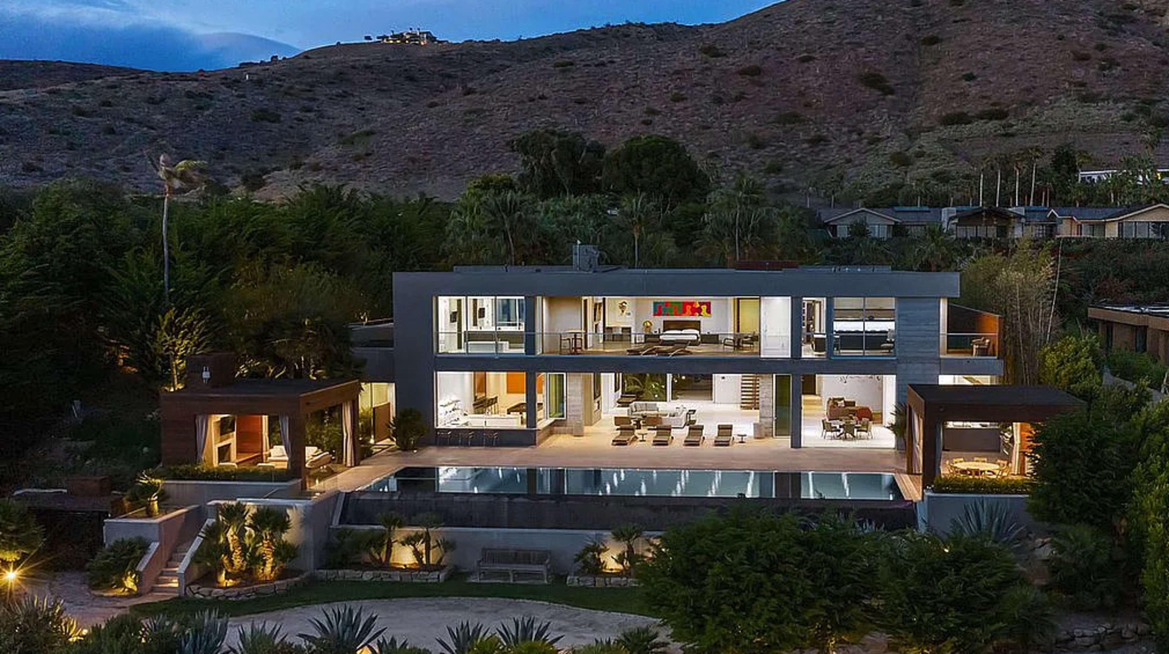 Malibu Modern - Stunning Views of Malibu in a Modern Home Image in , Malibu, CA